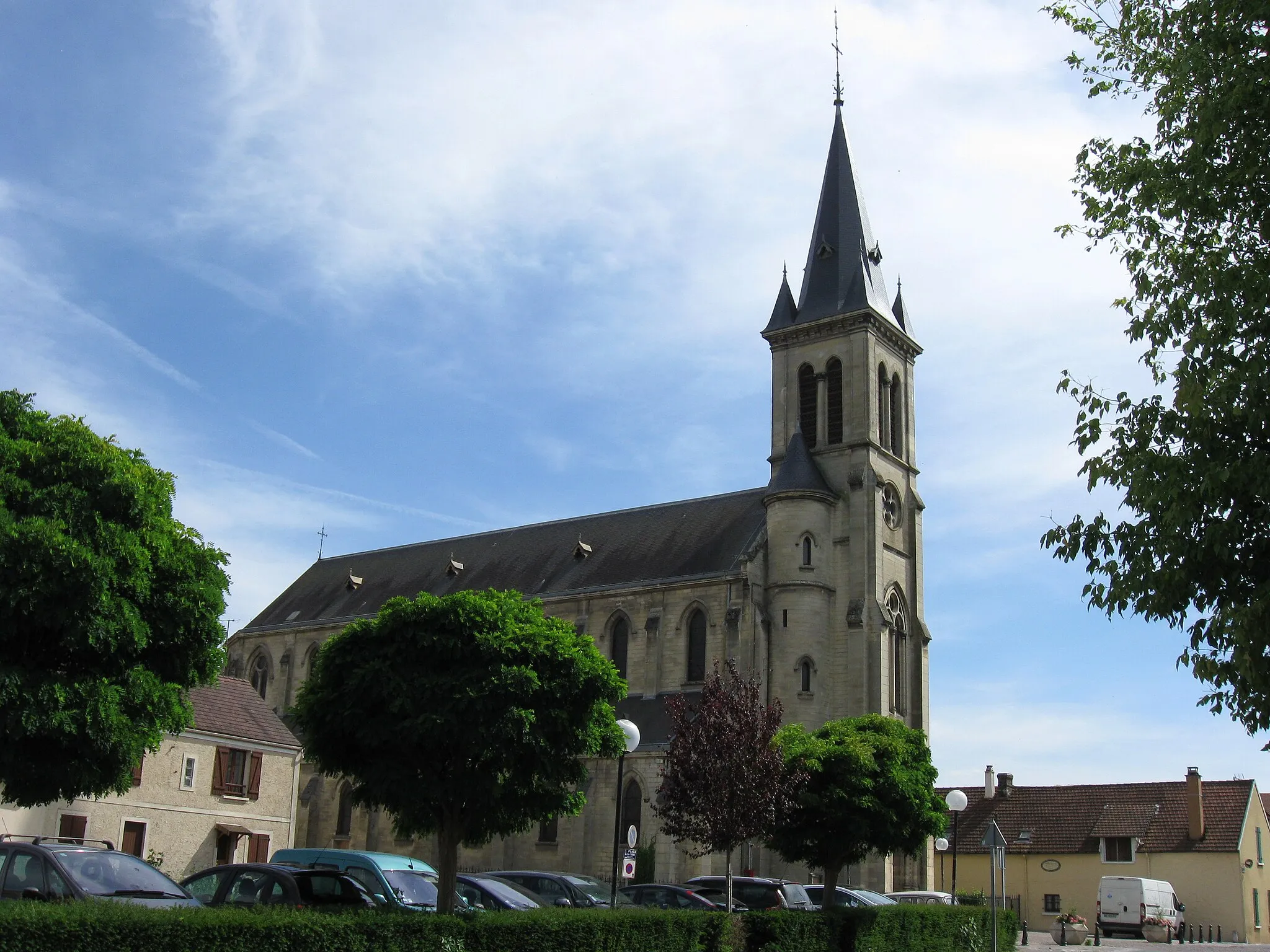 Photo showing: L'église Saint-Jean-Baptiste-et-Saint-Lubin de Rosny-sur-Seine (Yvelines, région Île-de-France).
