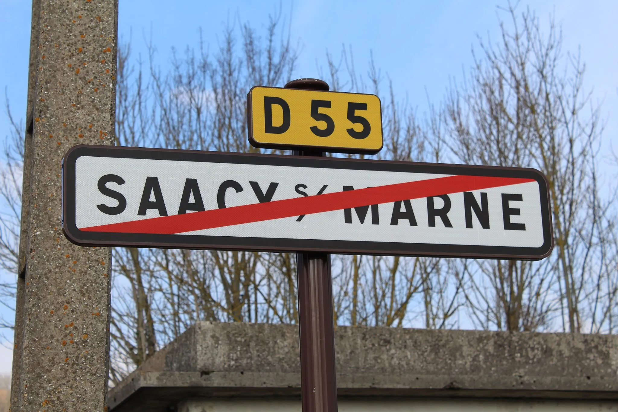 Photo showing: Panneau de sortie de Saâcy-sur-Marne.