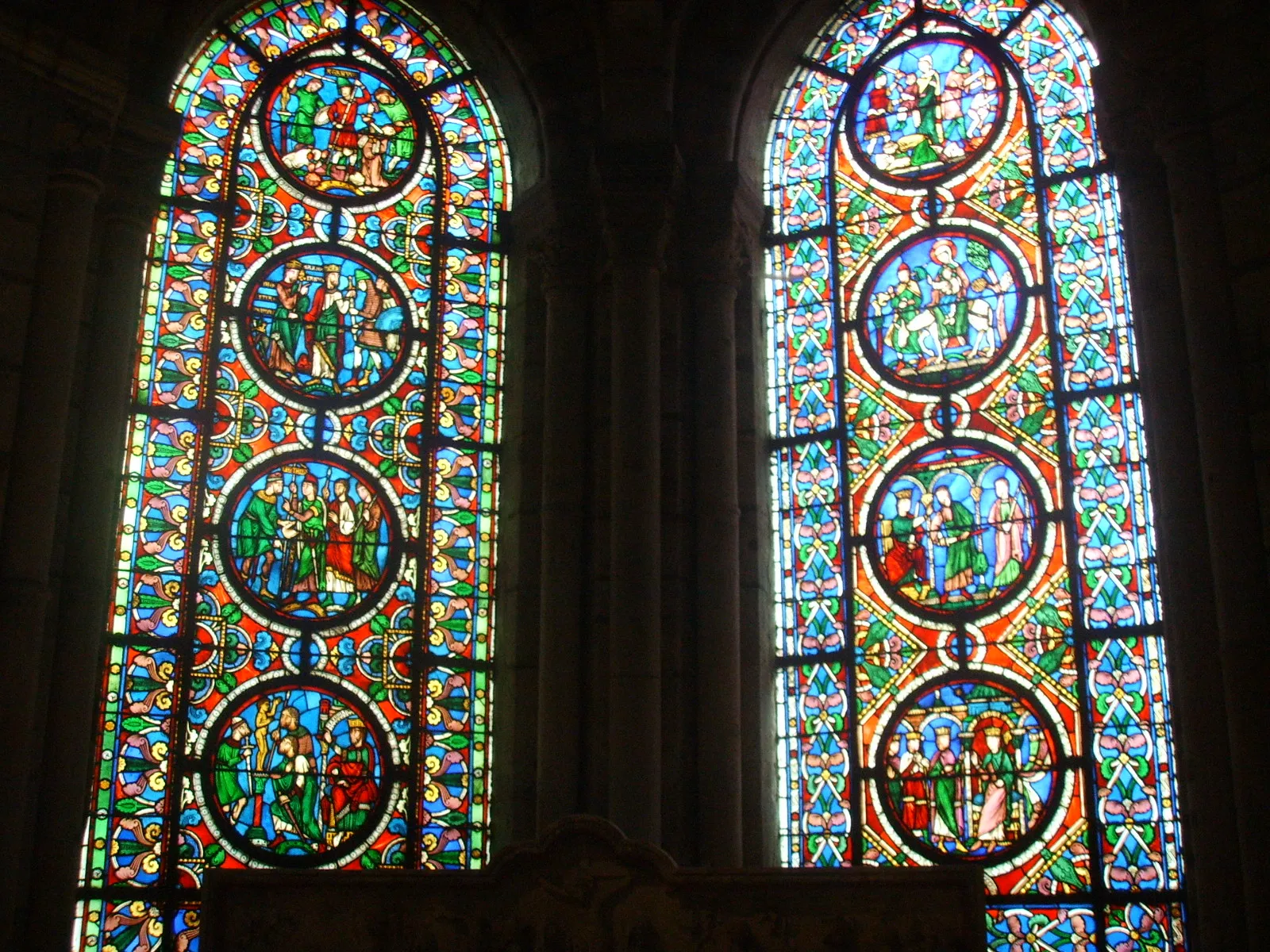 Photo showing: Basilica_di_saint_Denis
vetrata

Paris