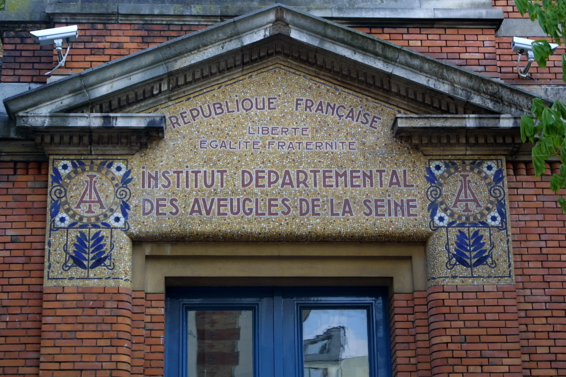 Photo showing: L'ancien Institut départemental des aveugles de la Seine, à Saint-Mandé