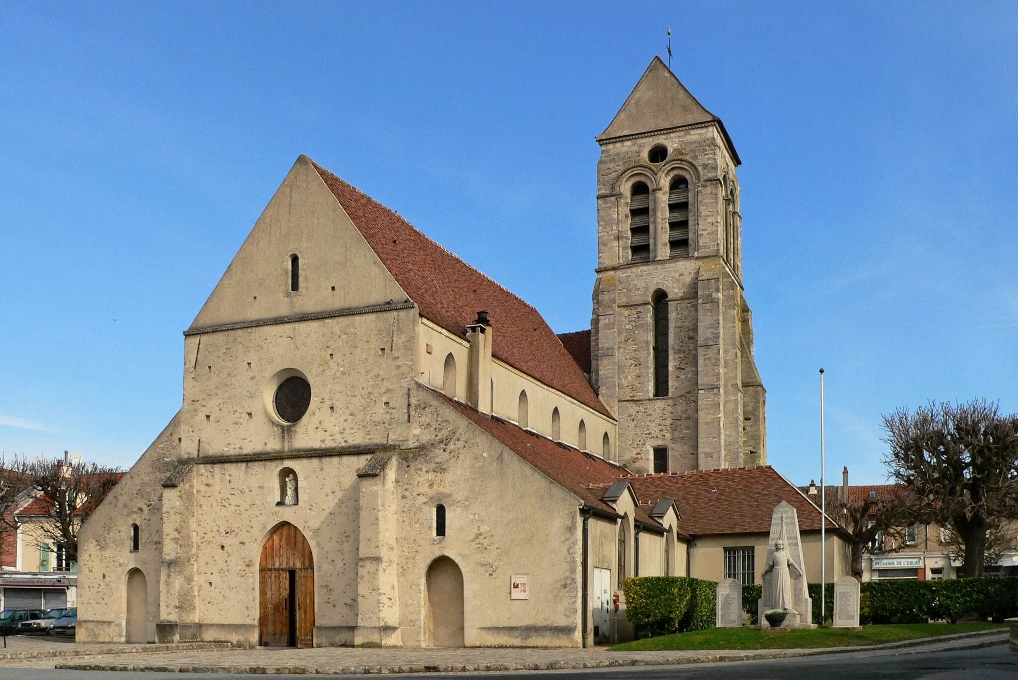 Photo showing: L'église de Sucy En Brie dans le Val de Marne