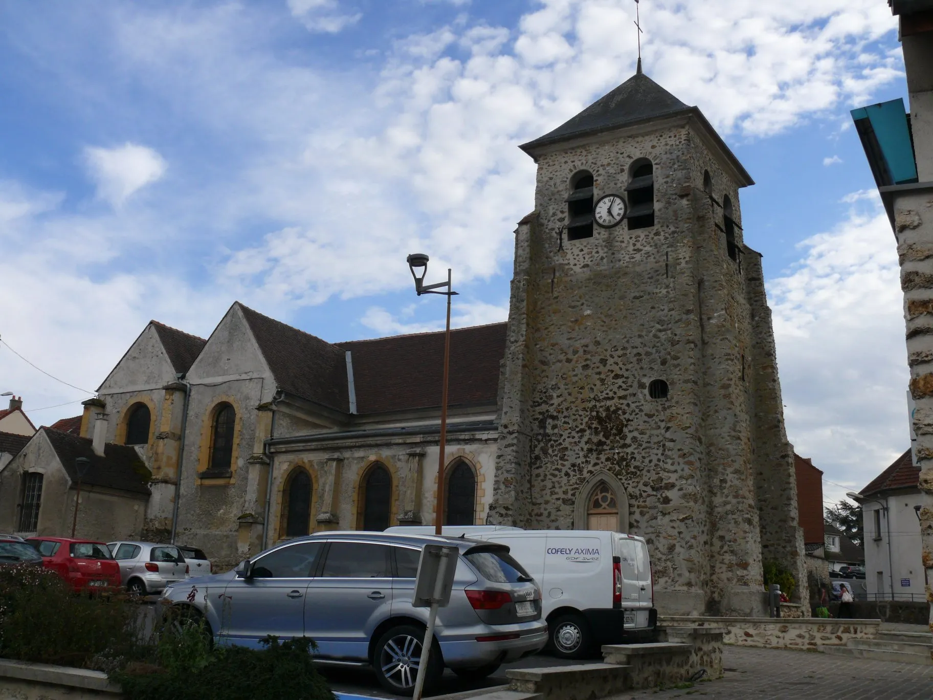 Photo showing: Saint-Pierre's church of Trilport (Seine-et-Marne, Île-de-France, France).