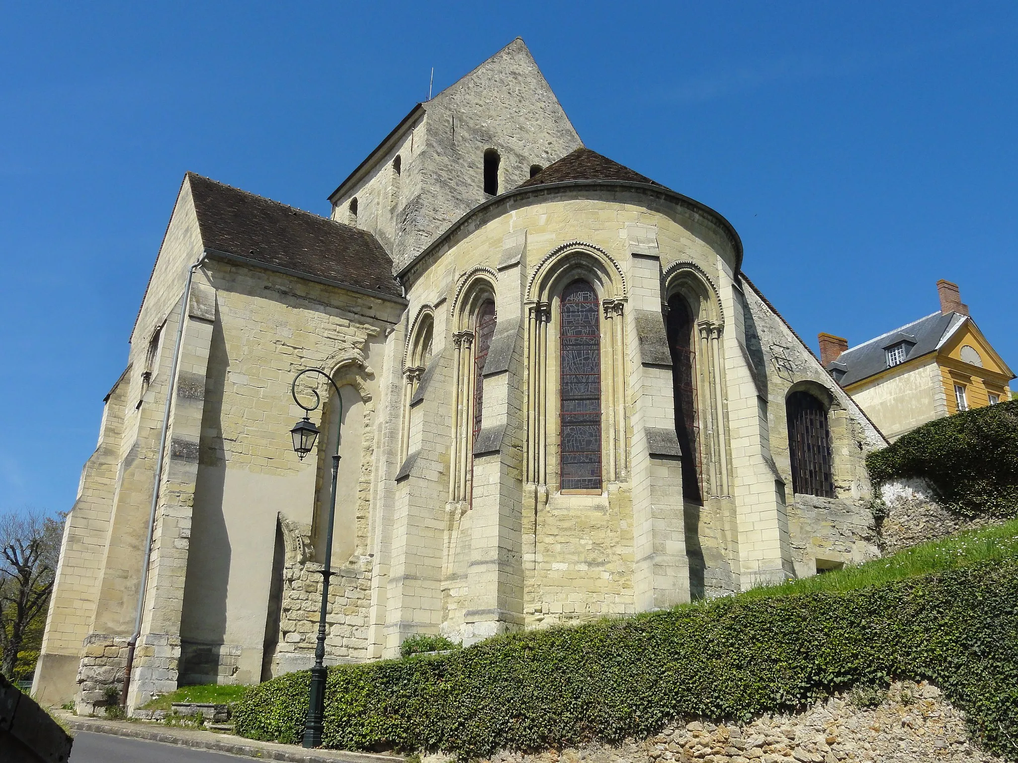 Photo showing: Église Saint-Pierre-aux-Liens de Vaux-sur-Seine - voir titre.