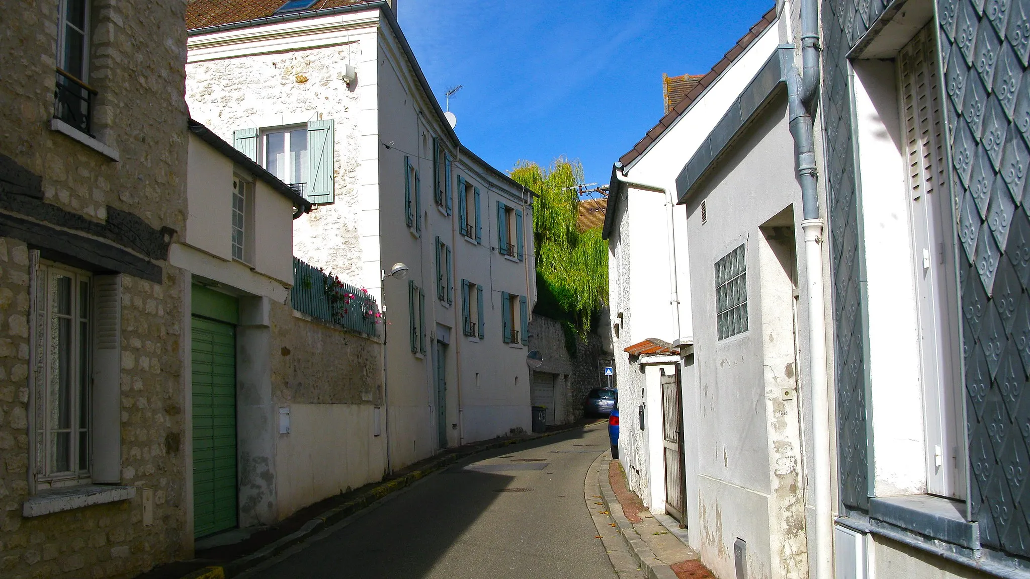 Photo showing: Rue Eugène Bourdillon à Vernouillet (78)
