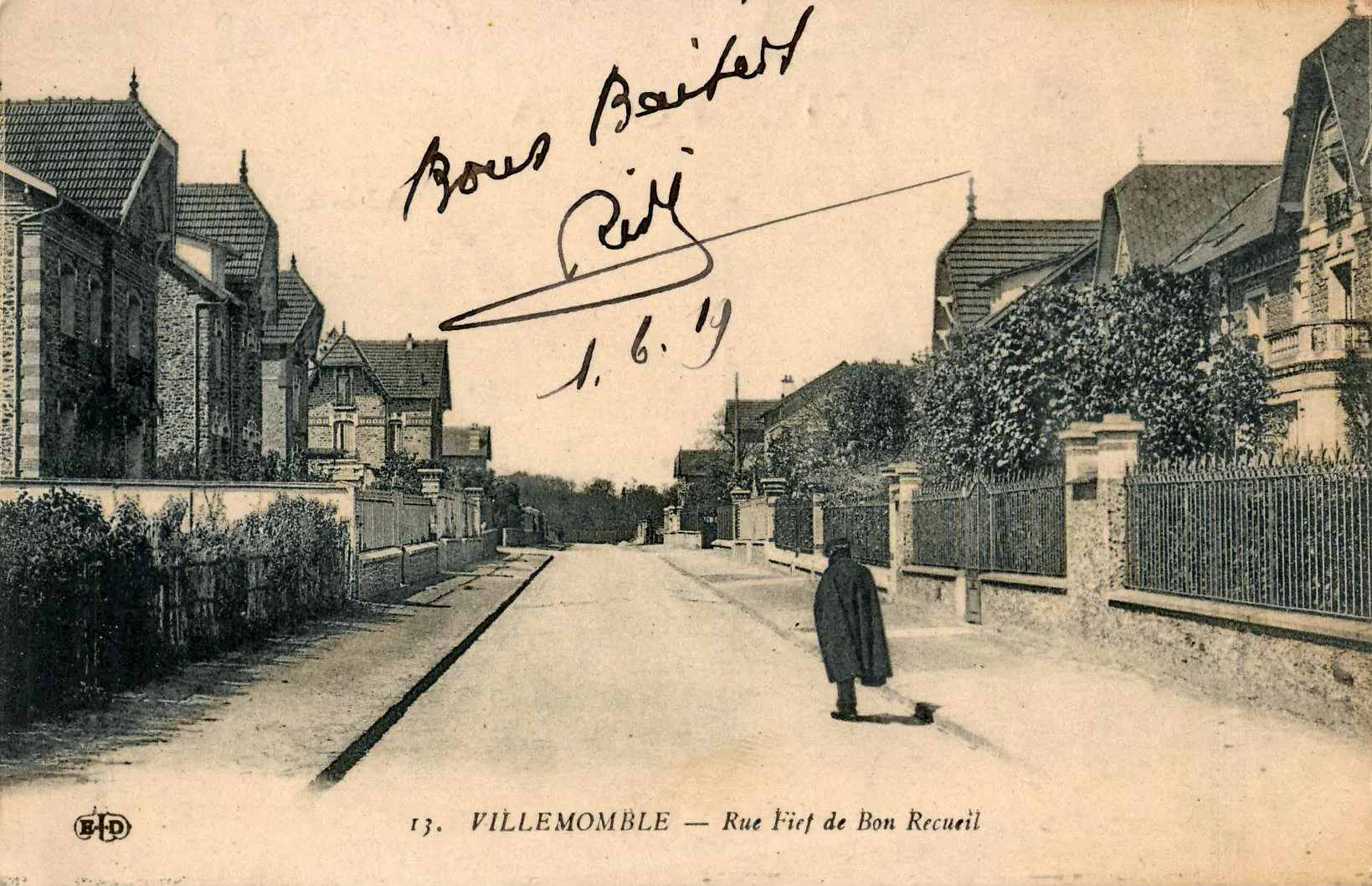 Photo showing: Carte postale ancienne éditée par ELD, n°13 : VILLEMOMBLE - Rue Fief de Bon Recueil