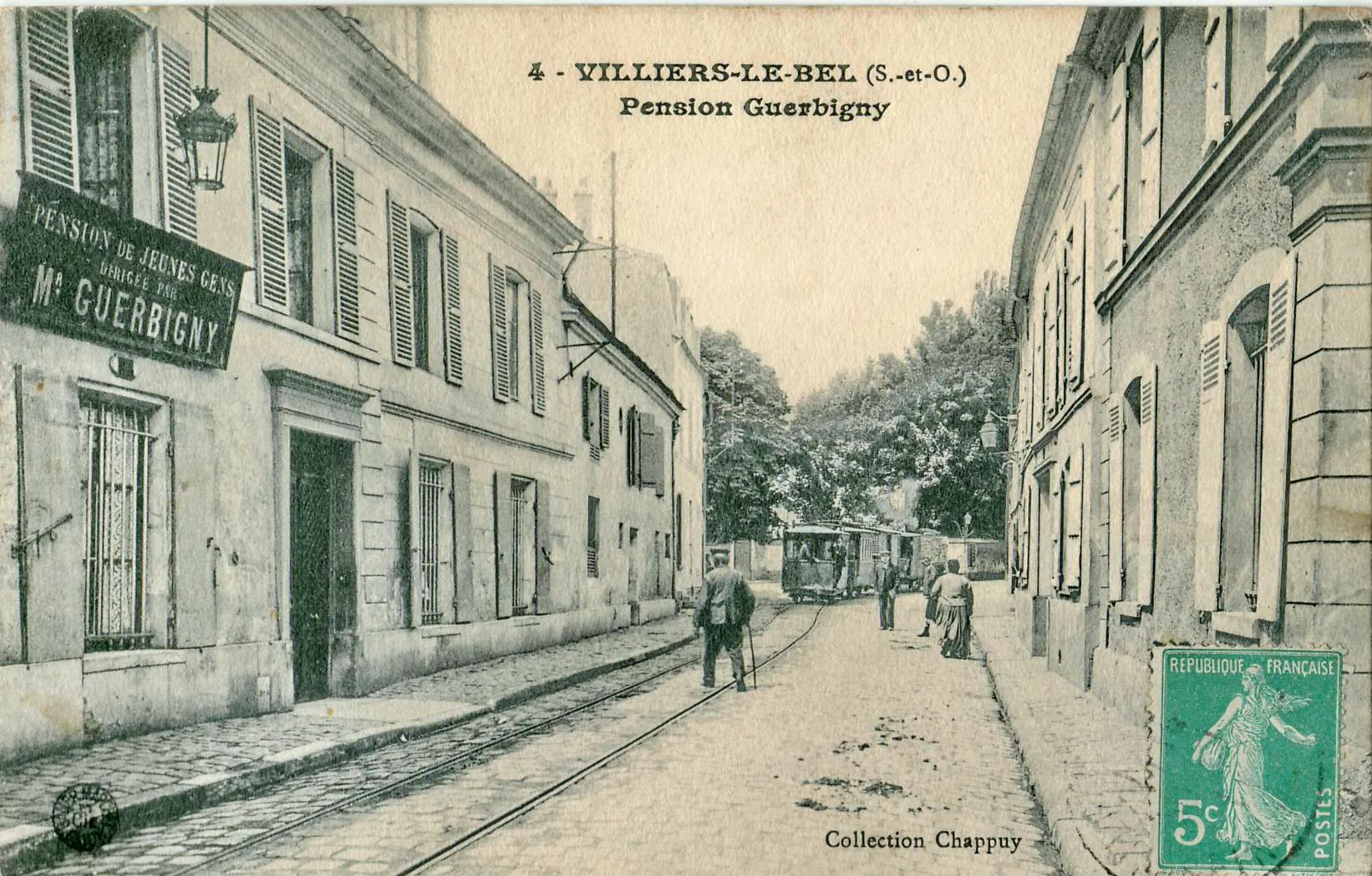 Photo showing: Carte postale ancienne éditée par Chappuy, n°4 VILLIERS-LE-BEL - Pension Guerbigny Une rame du Tramway de Villiers-le-Bel s'éloigne.