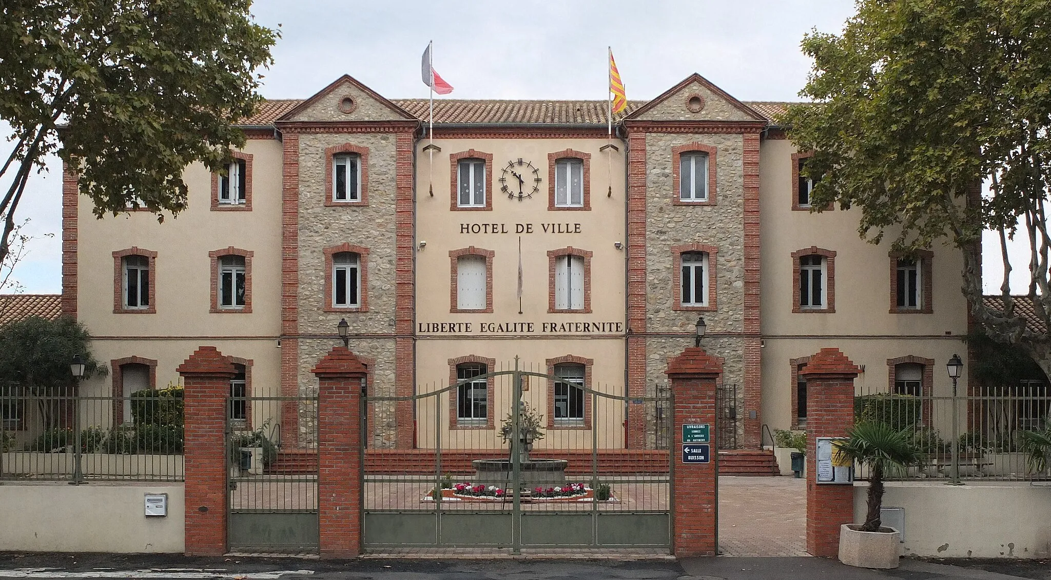 Photo showing: Town hall of Argelès-sur-Mer, France