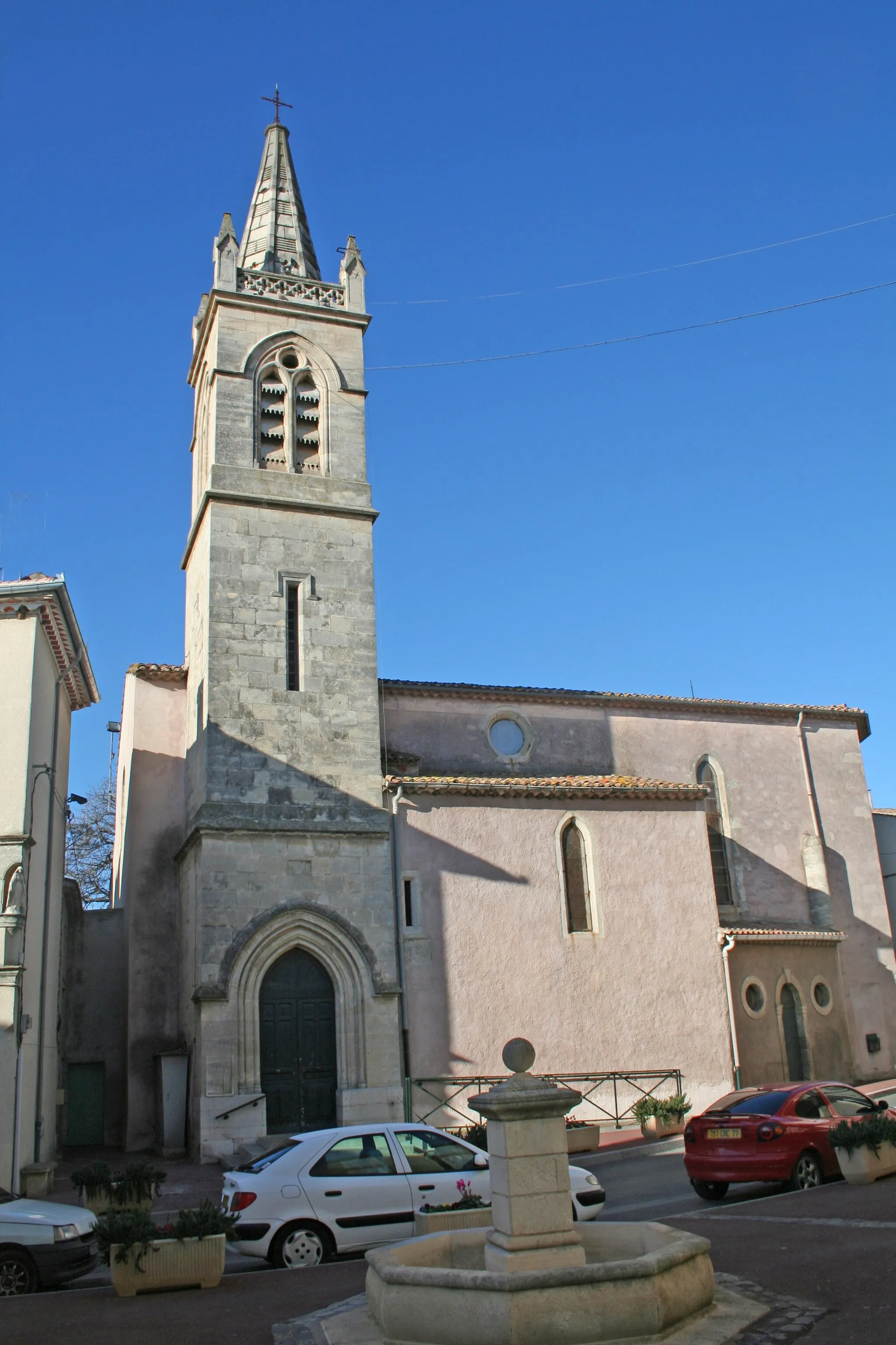 Photo showing: Cers (Hérault) - Église Saint-Genies.