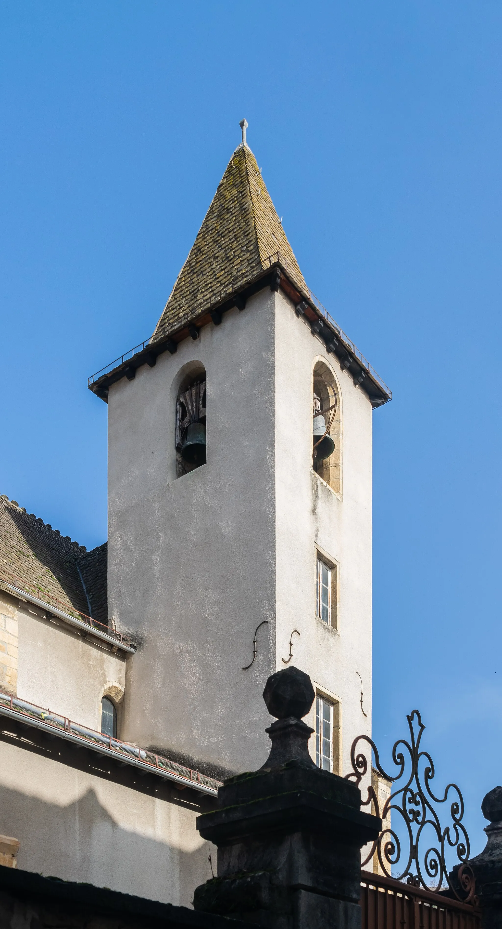 Photo showing: Bell tower of the building at 2 Rue des Pénitents in Marvejols, Lozère, France