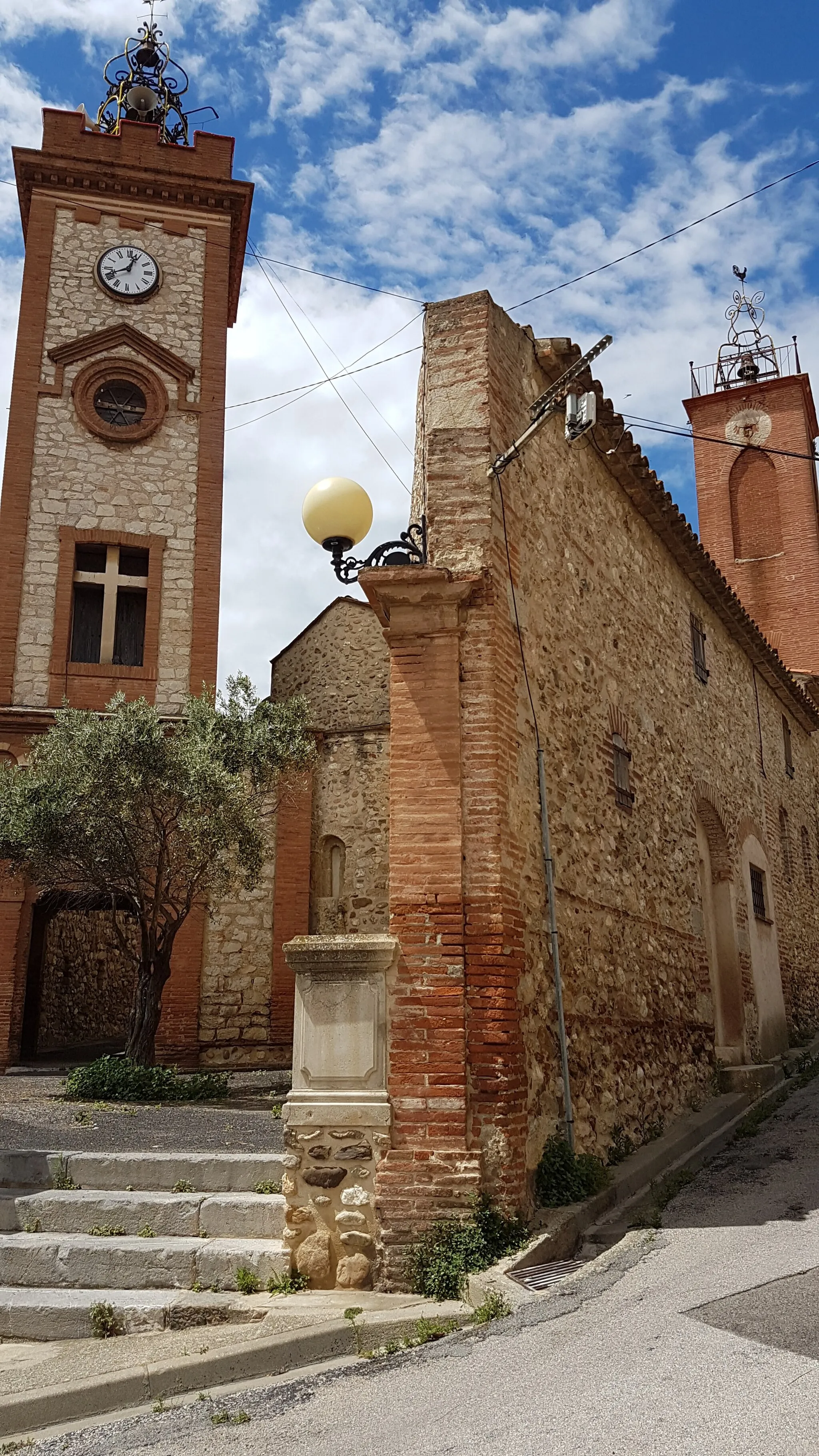 Photo showing: Clochers de l'église Saint-Étienne de Ponteilla