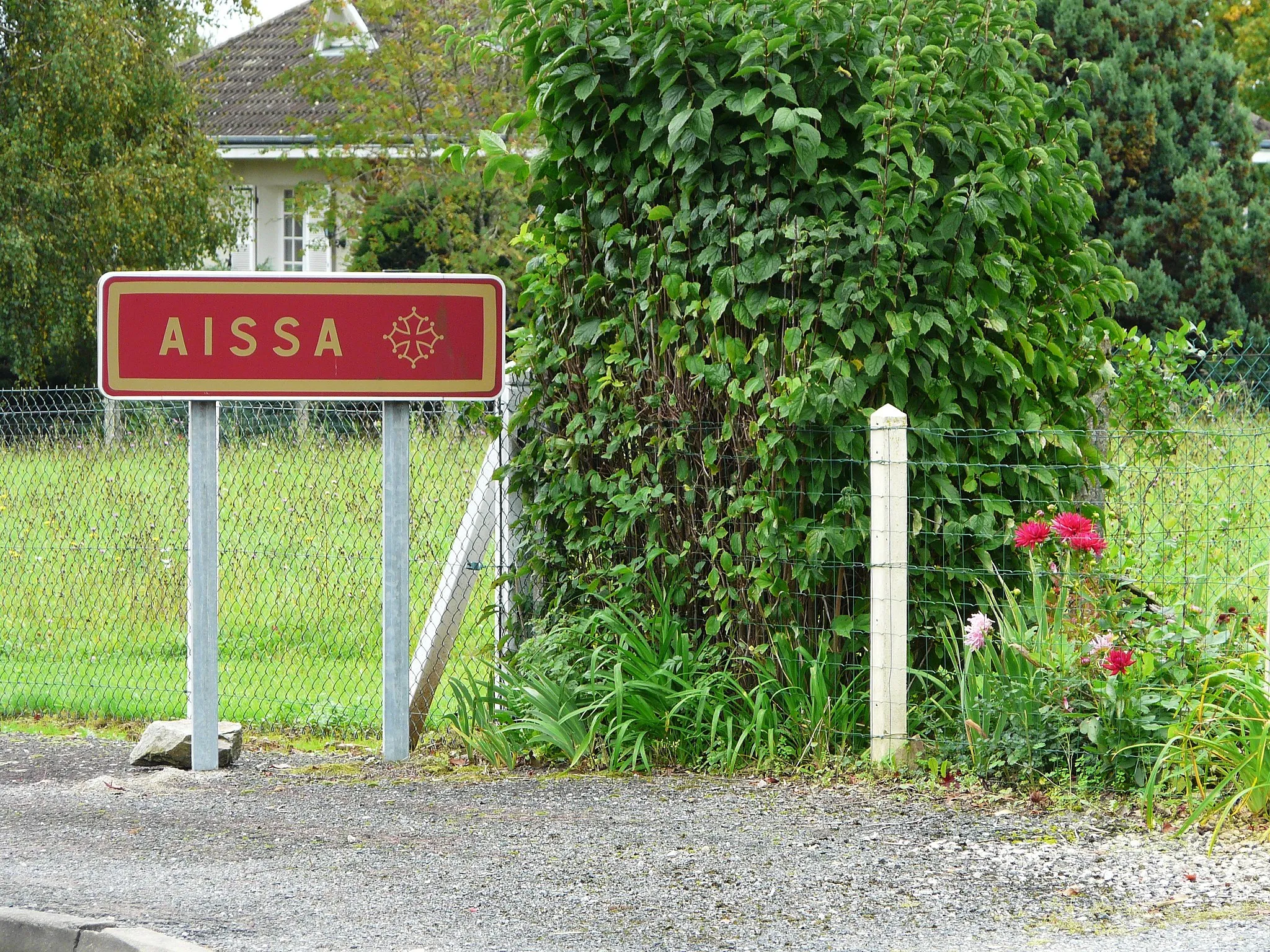 Photo showing: Panneau d'entrée en occitan à Aixe-sur-Vienne, Haute-Vienne, France.