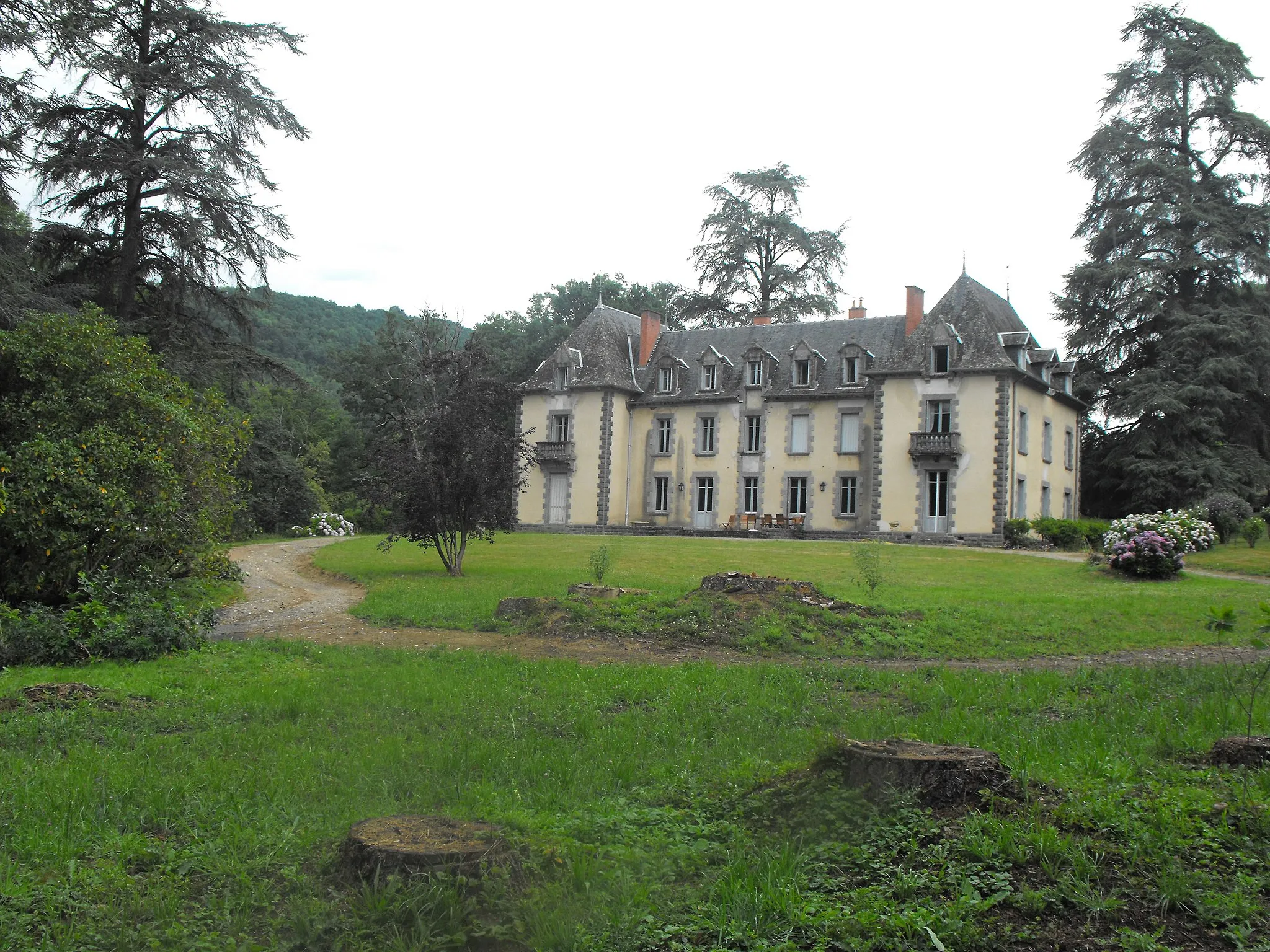 Photo showing: Maison bourgeoise des Lasteyrie au Saillant Vieux