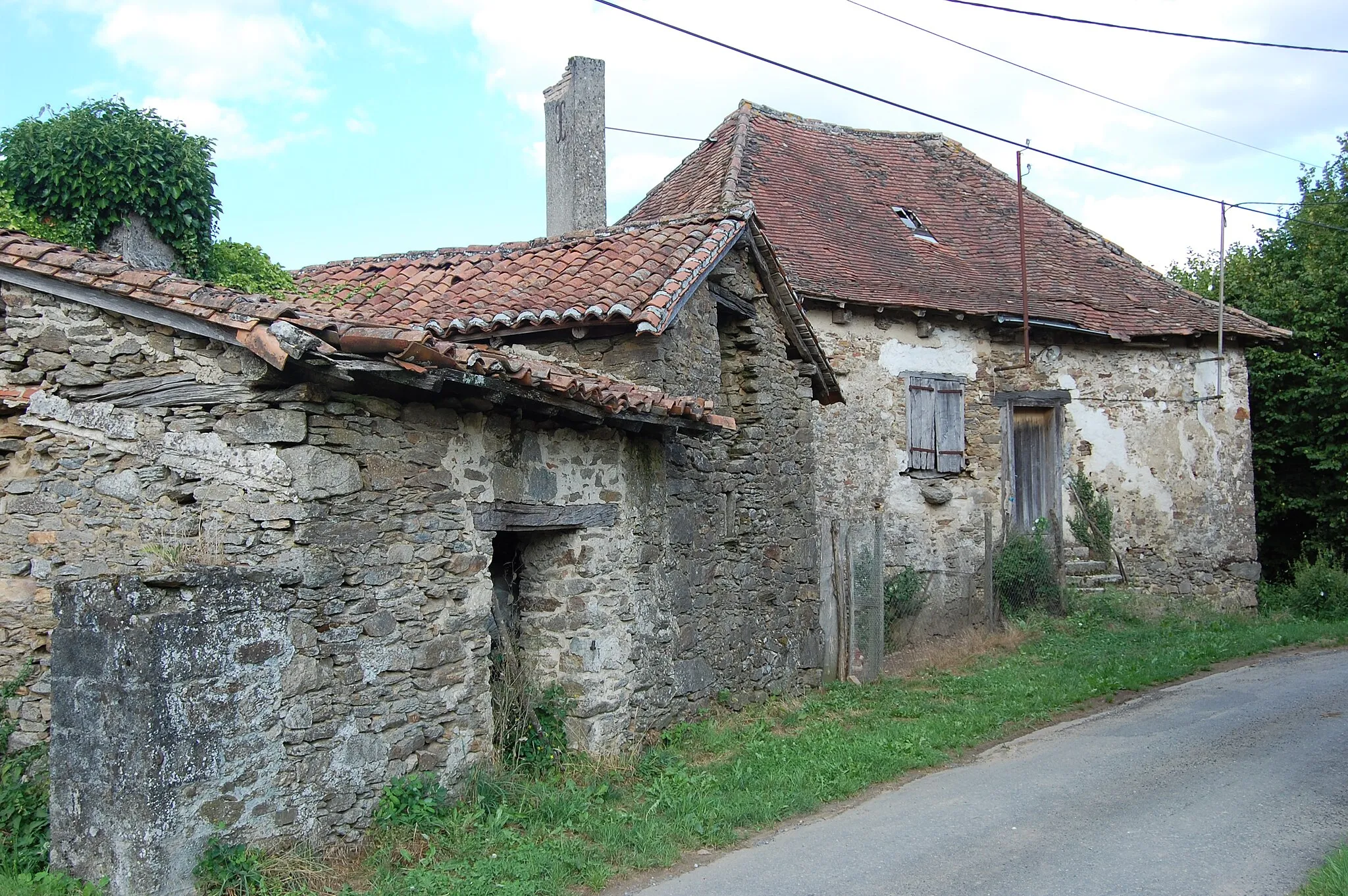 Photo showing: Le Roule, un villages de Châlus ( Haute-Viennne)