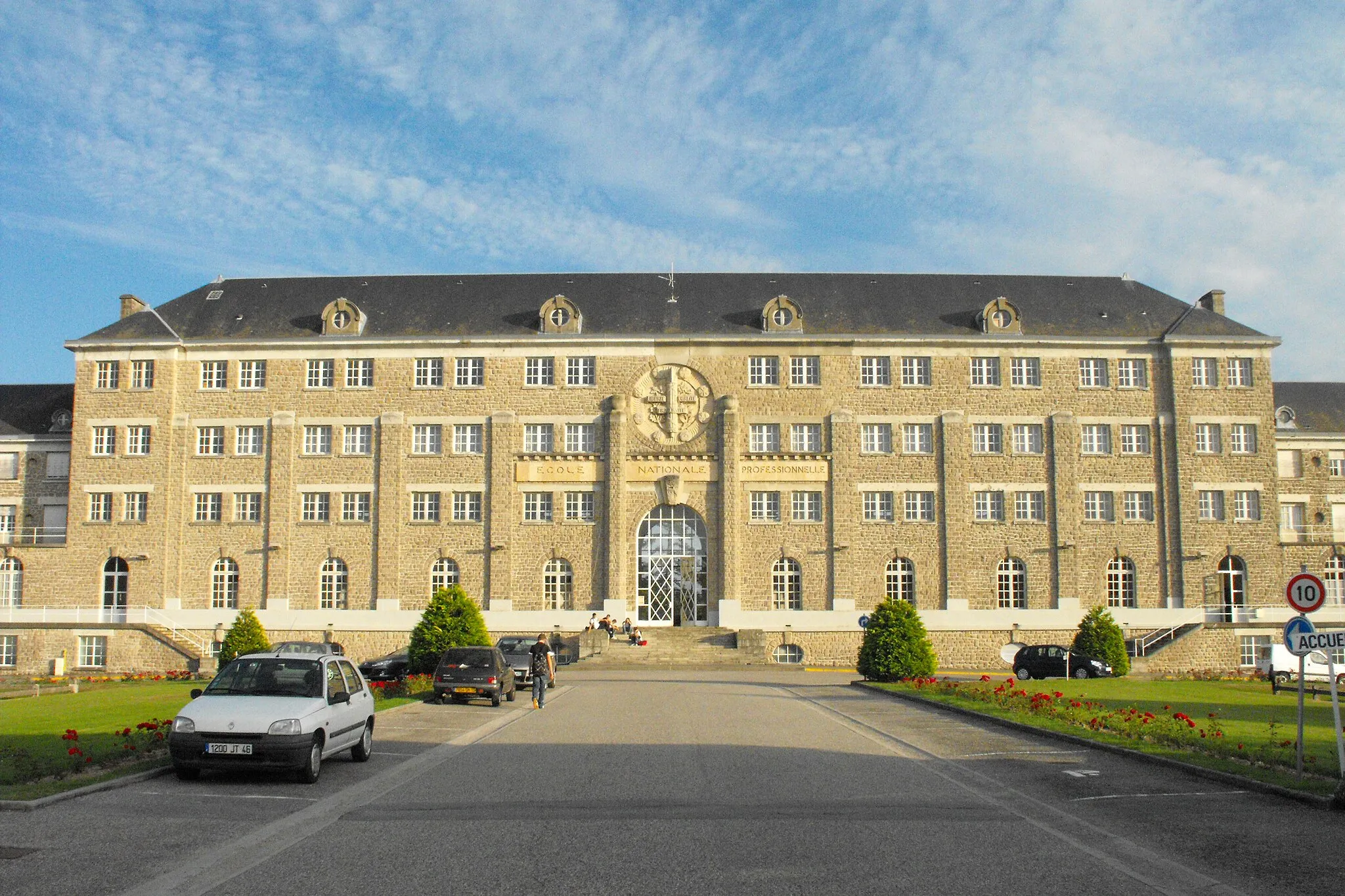 Photo showing: Vue du Lycée Pierre Caraminot (ex École Nationale Professionnelle) à Égletons, en Corrèze (France)