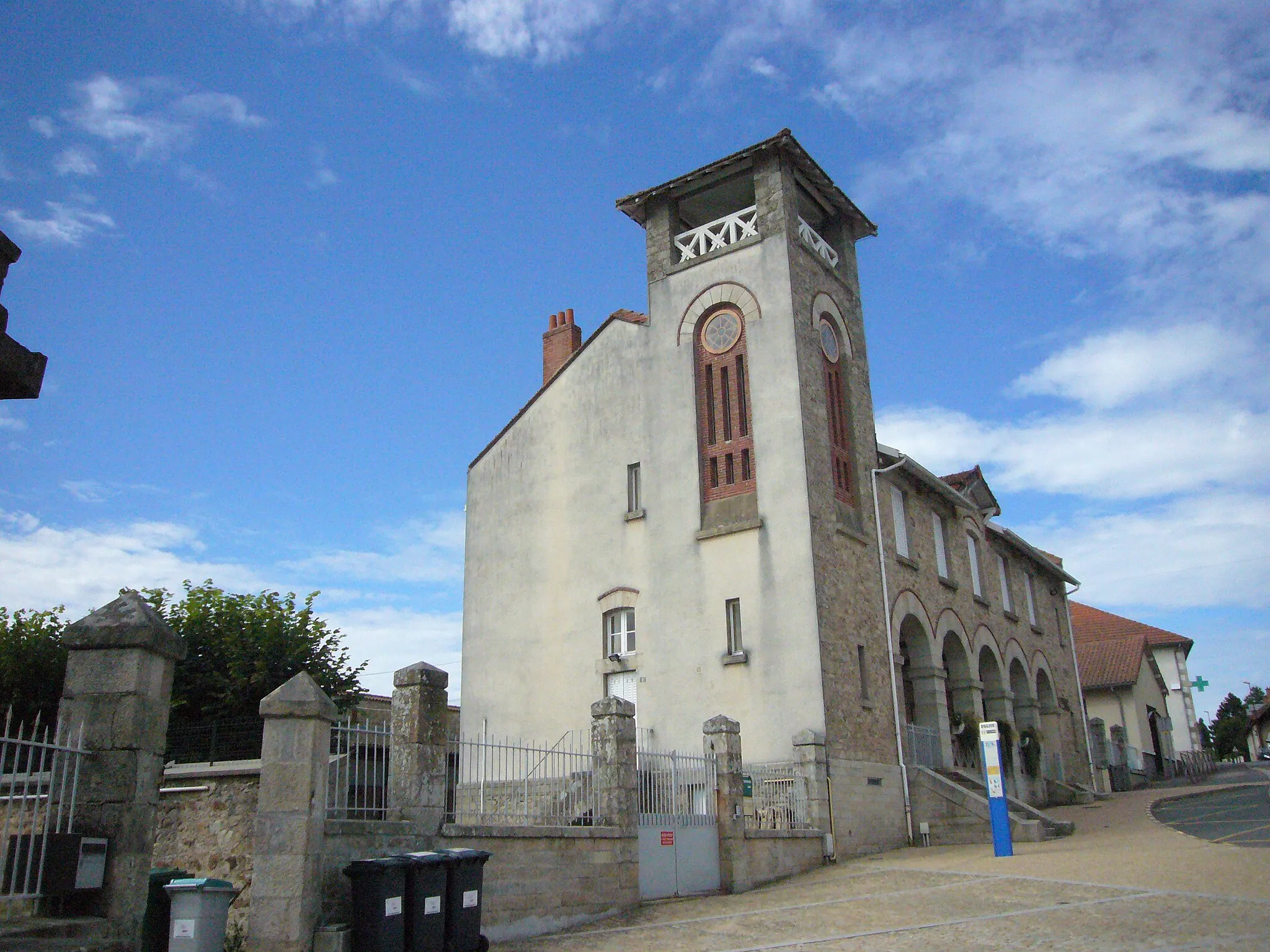 Photo showing: L'école de musique de Feytiat
