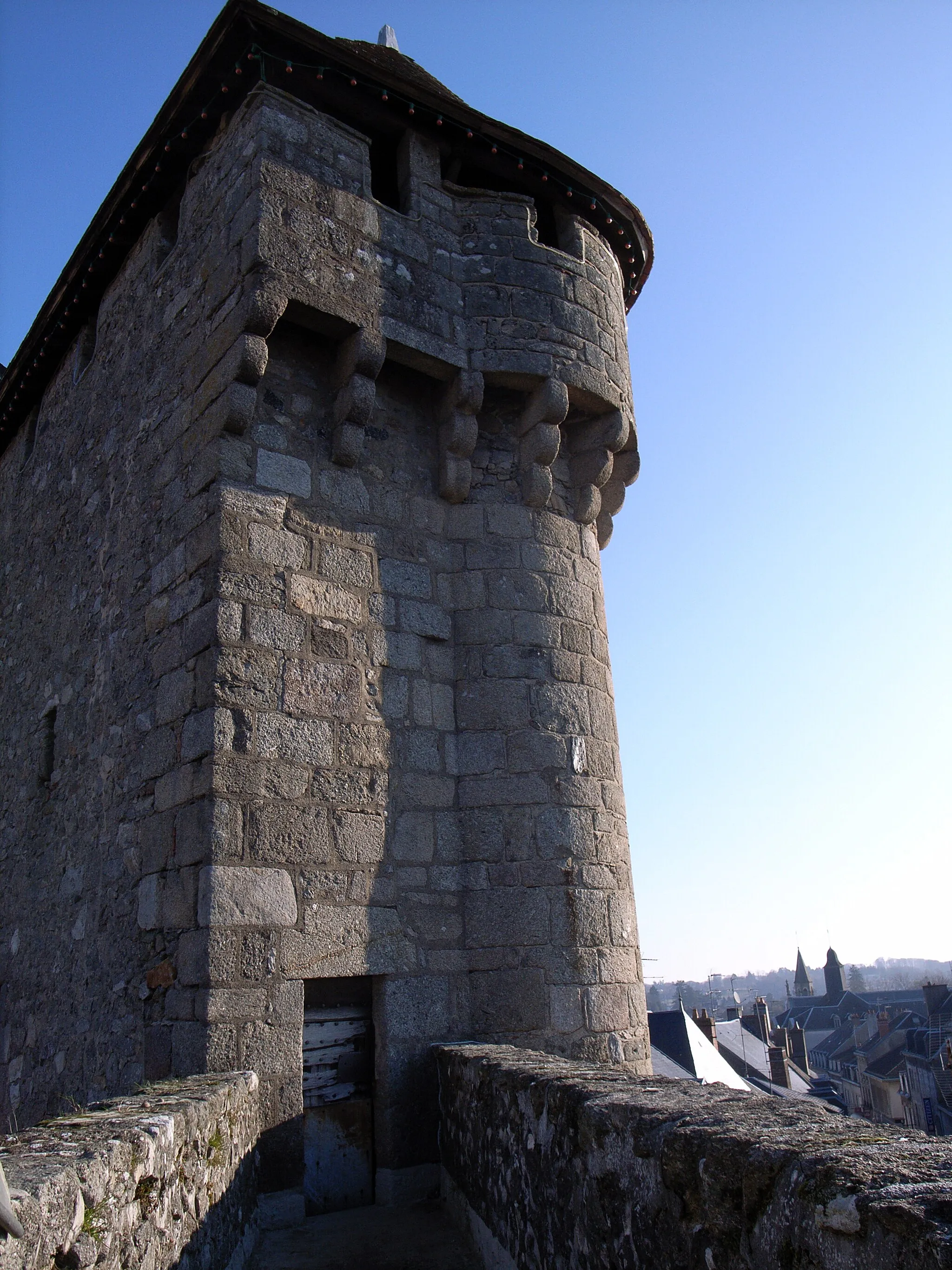 Photo showing: Tour de la Porte Saint Jean à La Souterraine, Creuse, France.