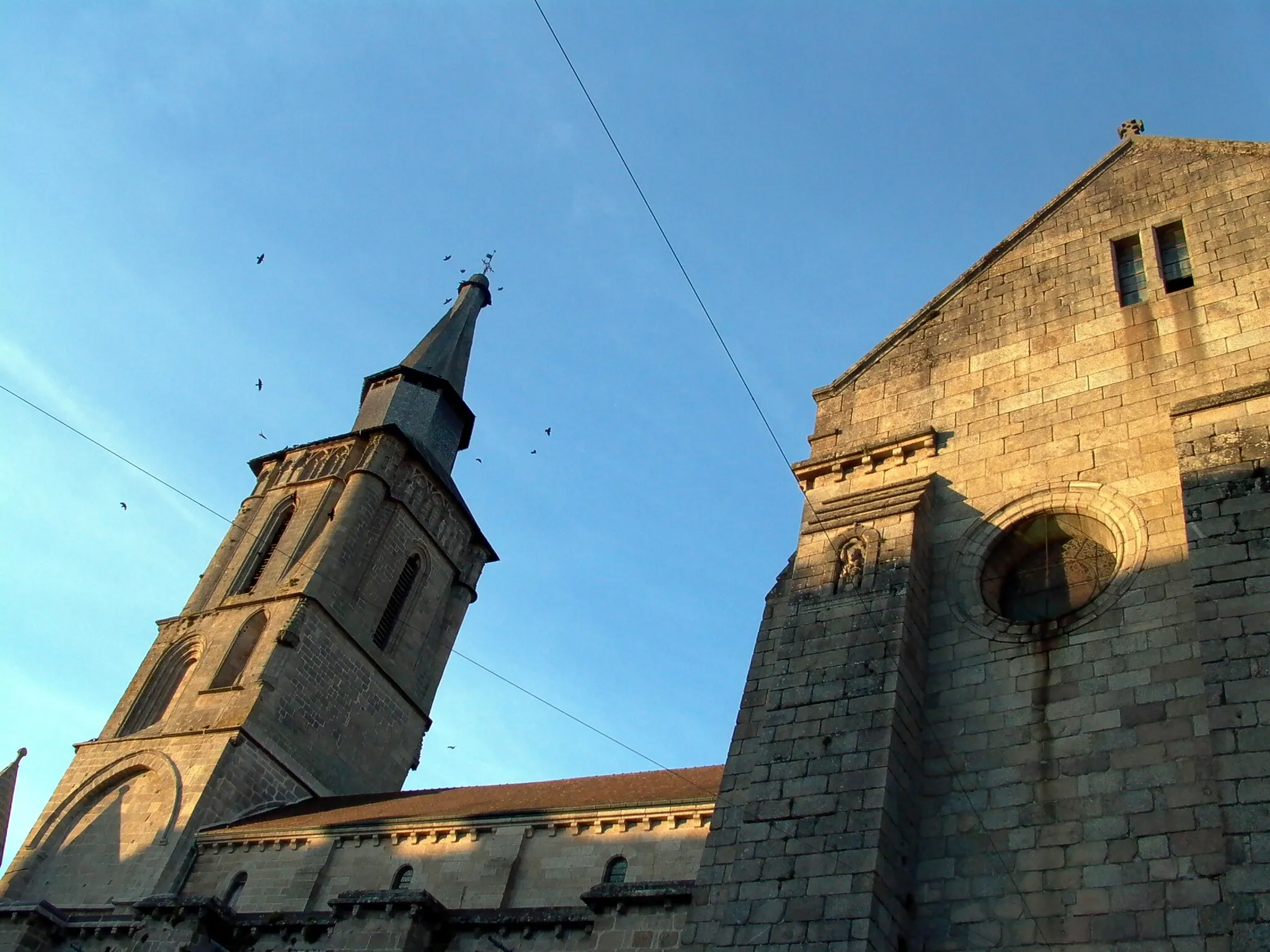 Photo showing: Eglise de la bastide de la Souterraine, Creuse, France