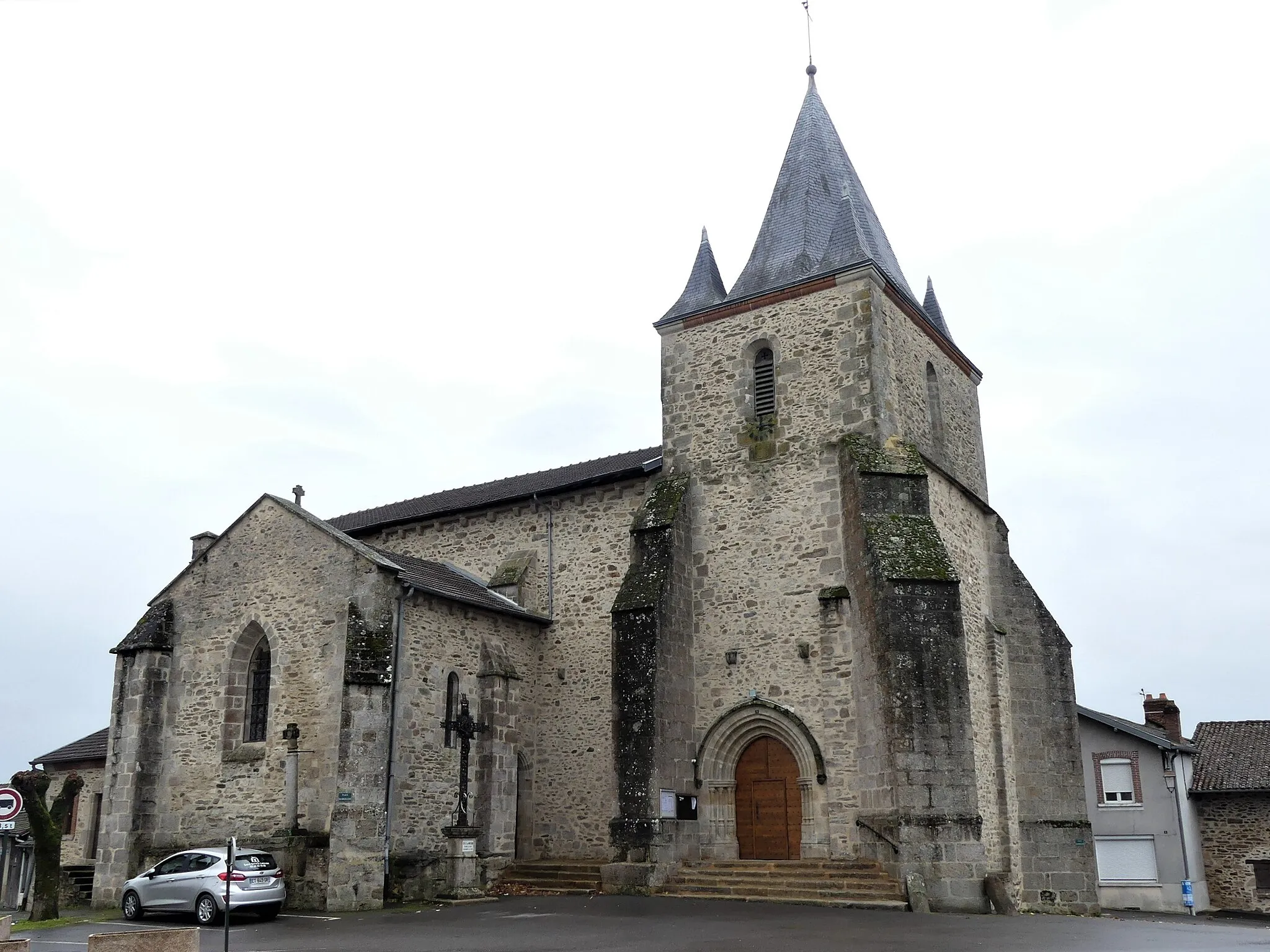 Photo showing: L'église de Séreilhac, Haute-Vienne, France.