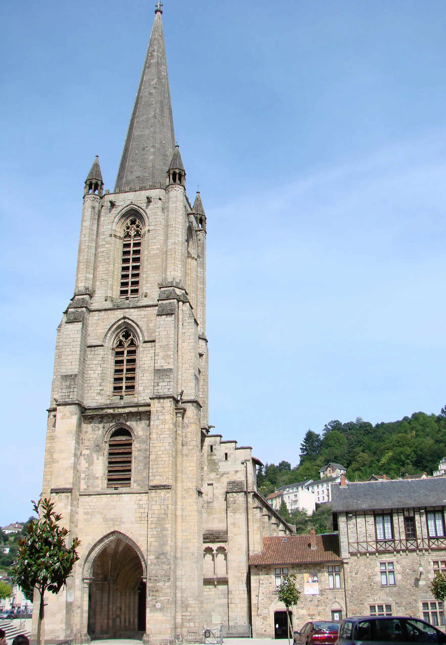 Photo showing: Cathédrale Notre-Dame de Tulle.XIIème siècle.