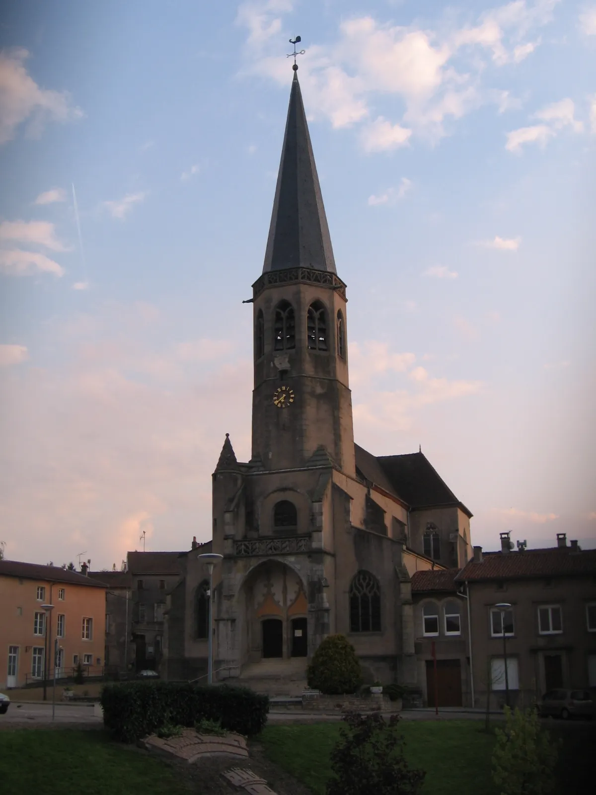 Photo showing: Chatel-sur-Moselle  mei2006 004