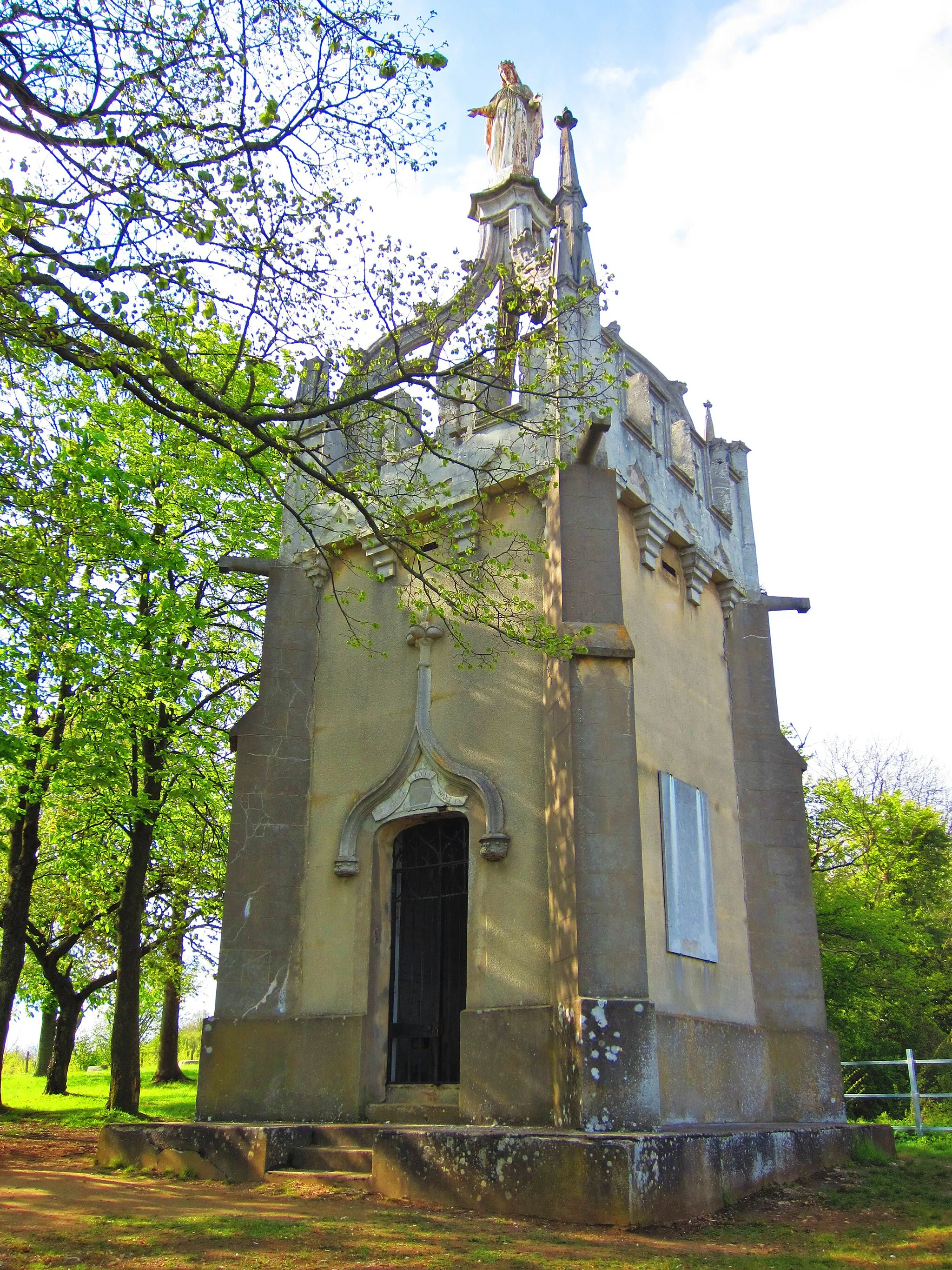 Photo showing: Dieulouard chapel