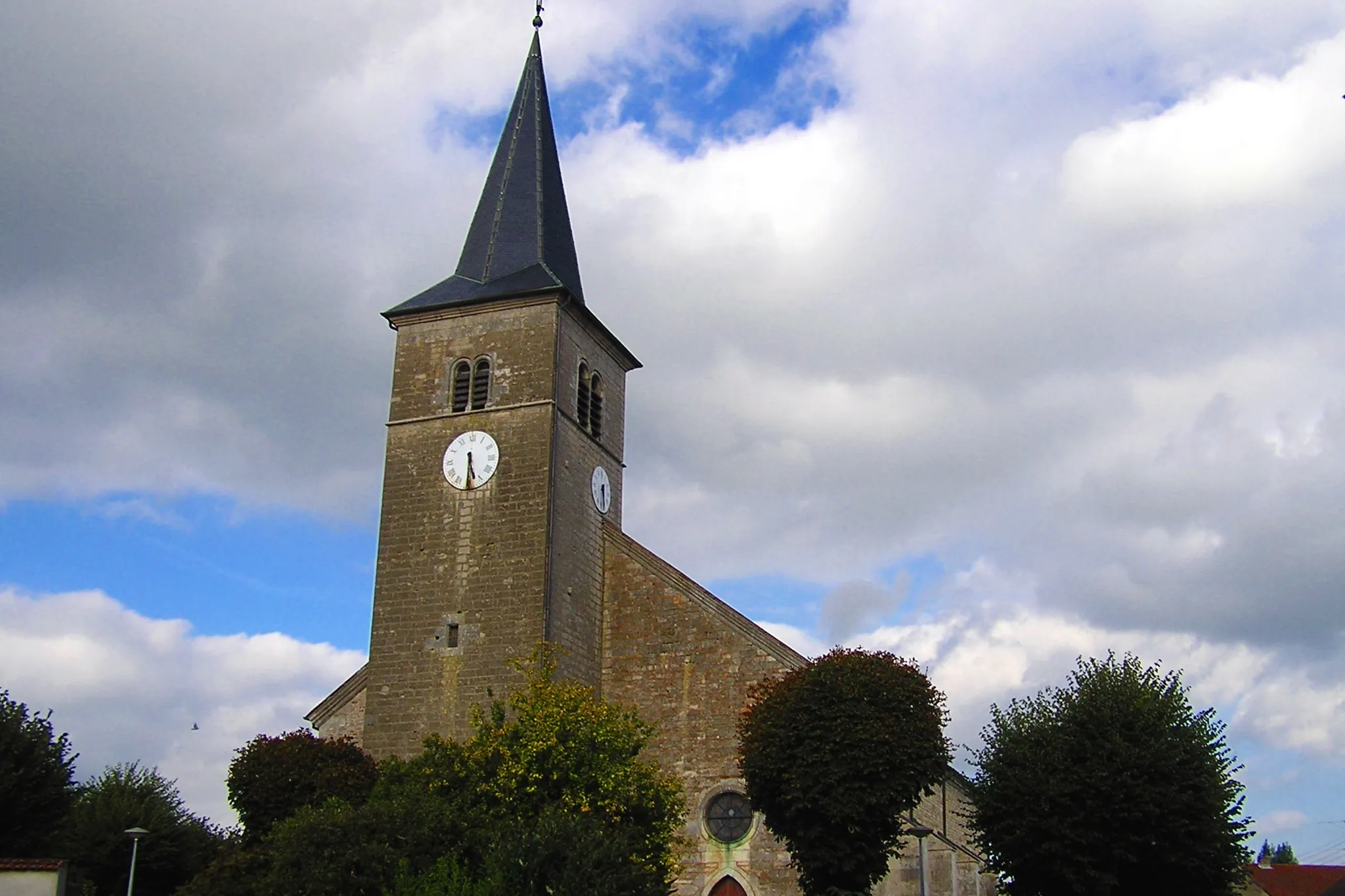 Photo showing: eglise de Liffol-le-Grand (Vosges)