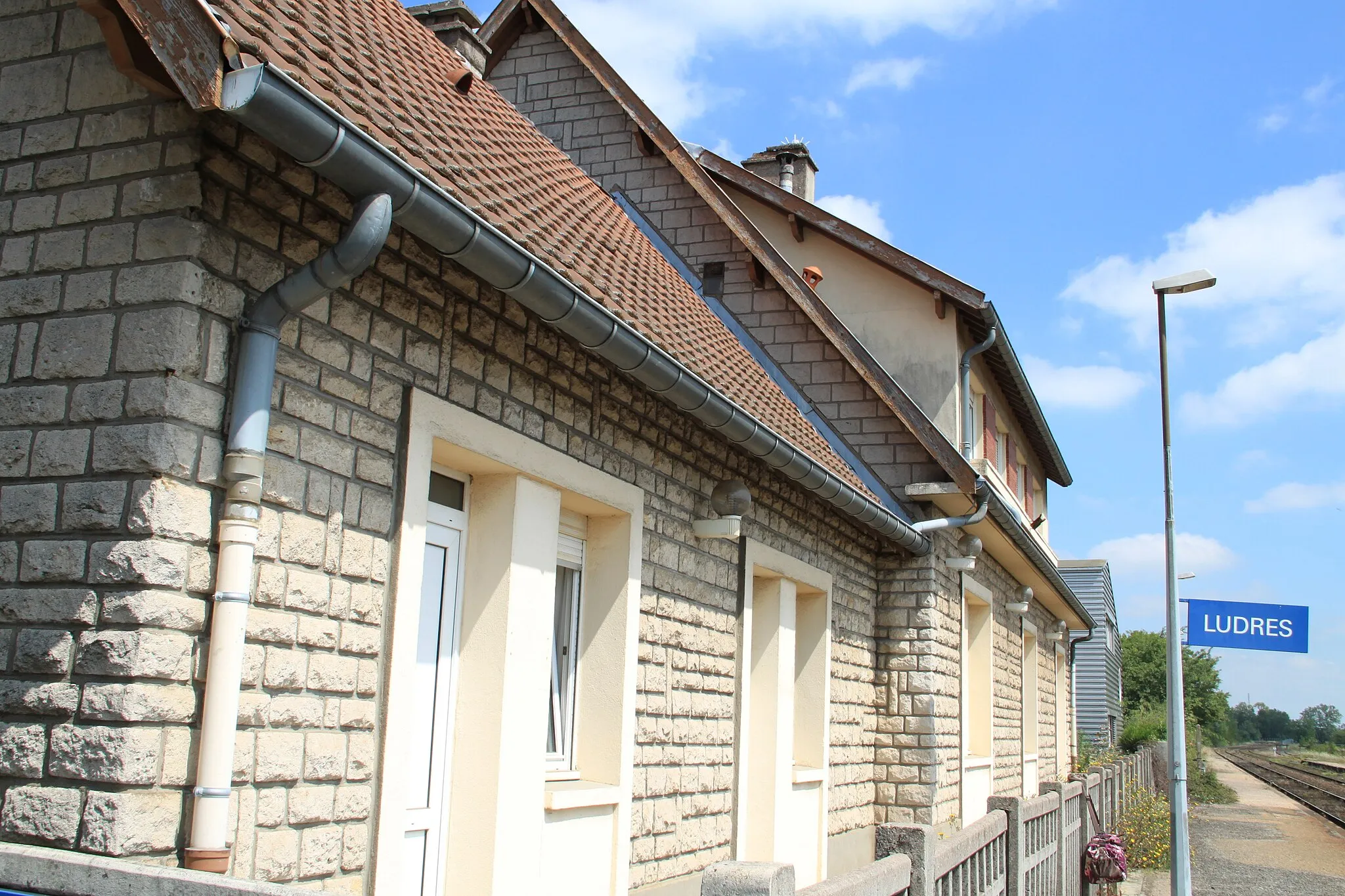 Photo showing: Ludres Train station