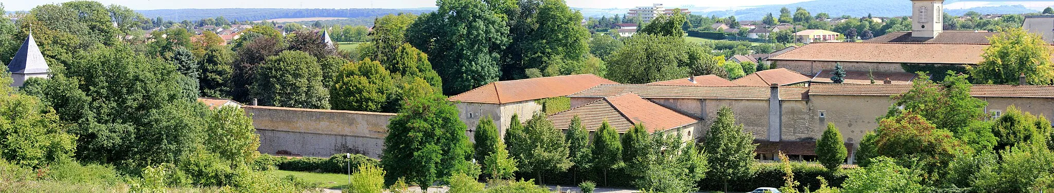 Photo showing: Chateau de Ludres