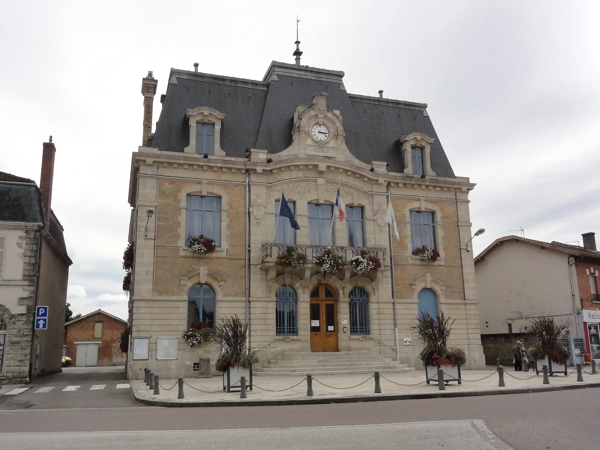 Photo showing: Revigny-sur-Ornain (Meuse) mairie