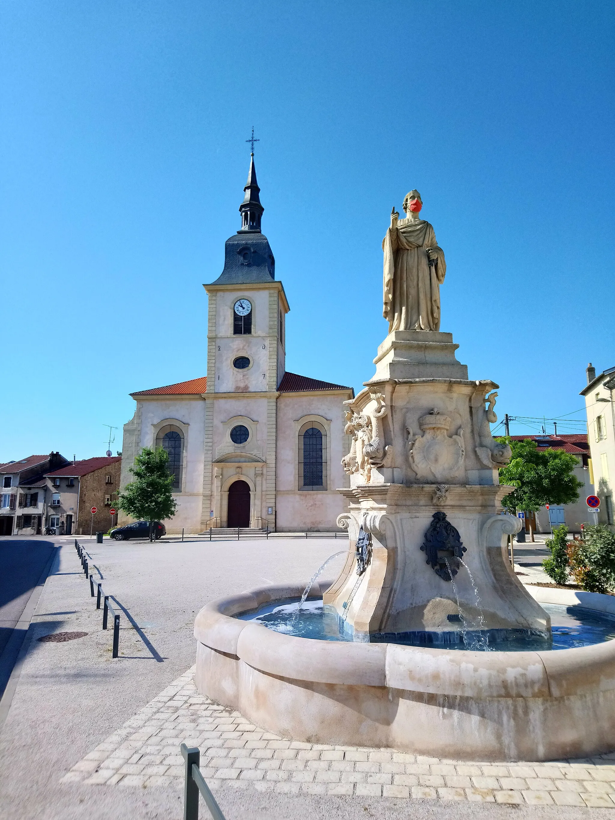 Photo showing: This building is indexed in the base Mérimée, a database of architectural heritage maintained by the French Ministry of Culture, under the reference PA00135413 .