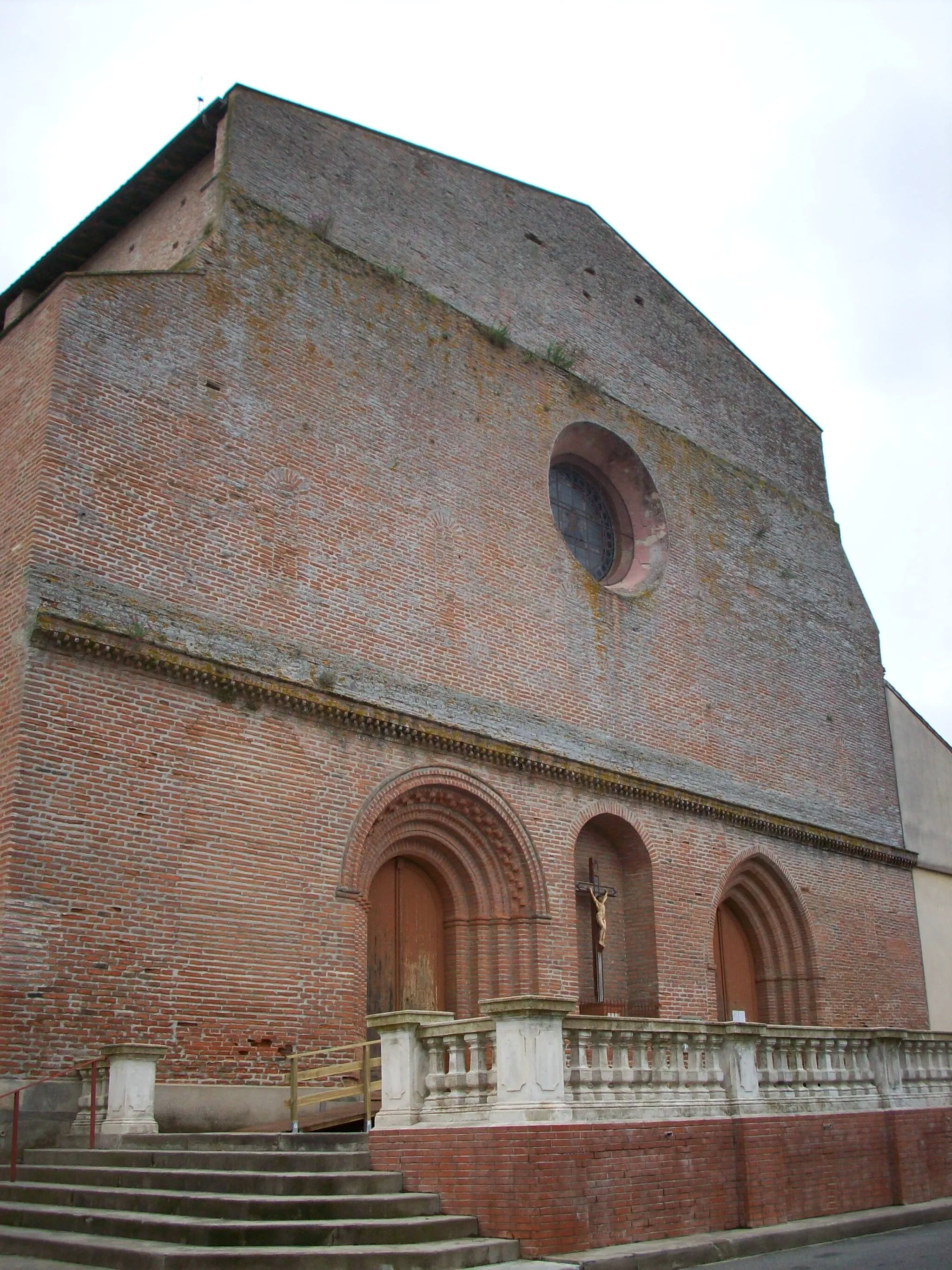 Photo showing: Cintegabelle church (31)