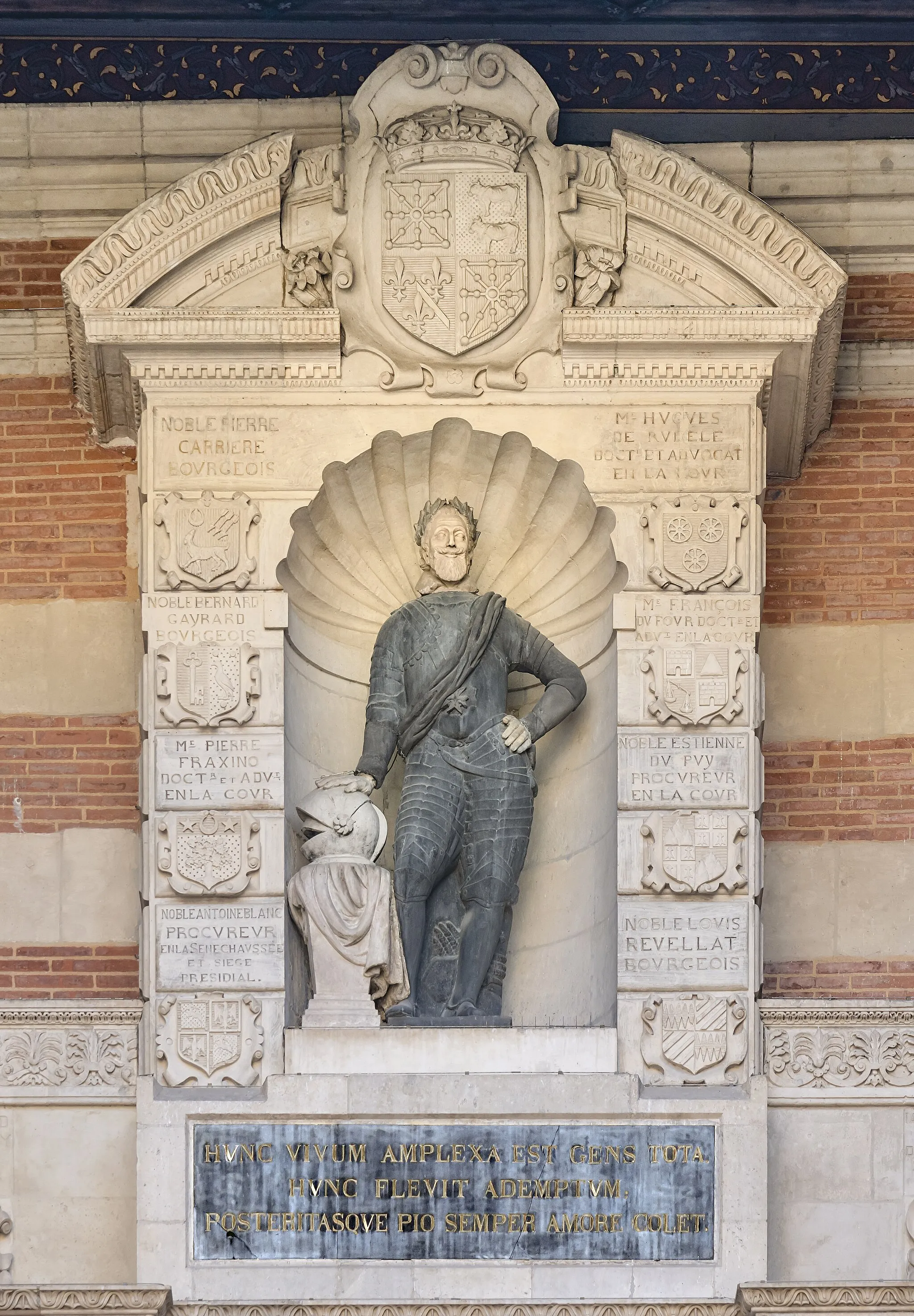 Photo showing: This building is classé au titre des monuments historiques de la France. It is indexed in the base Mérimée, a database of architectural heritage maintained by the French Ministry of Culture, under the reference PA00094497 .