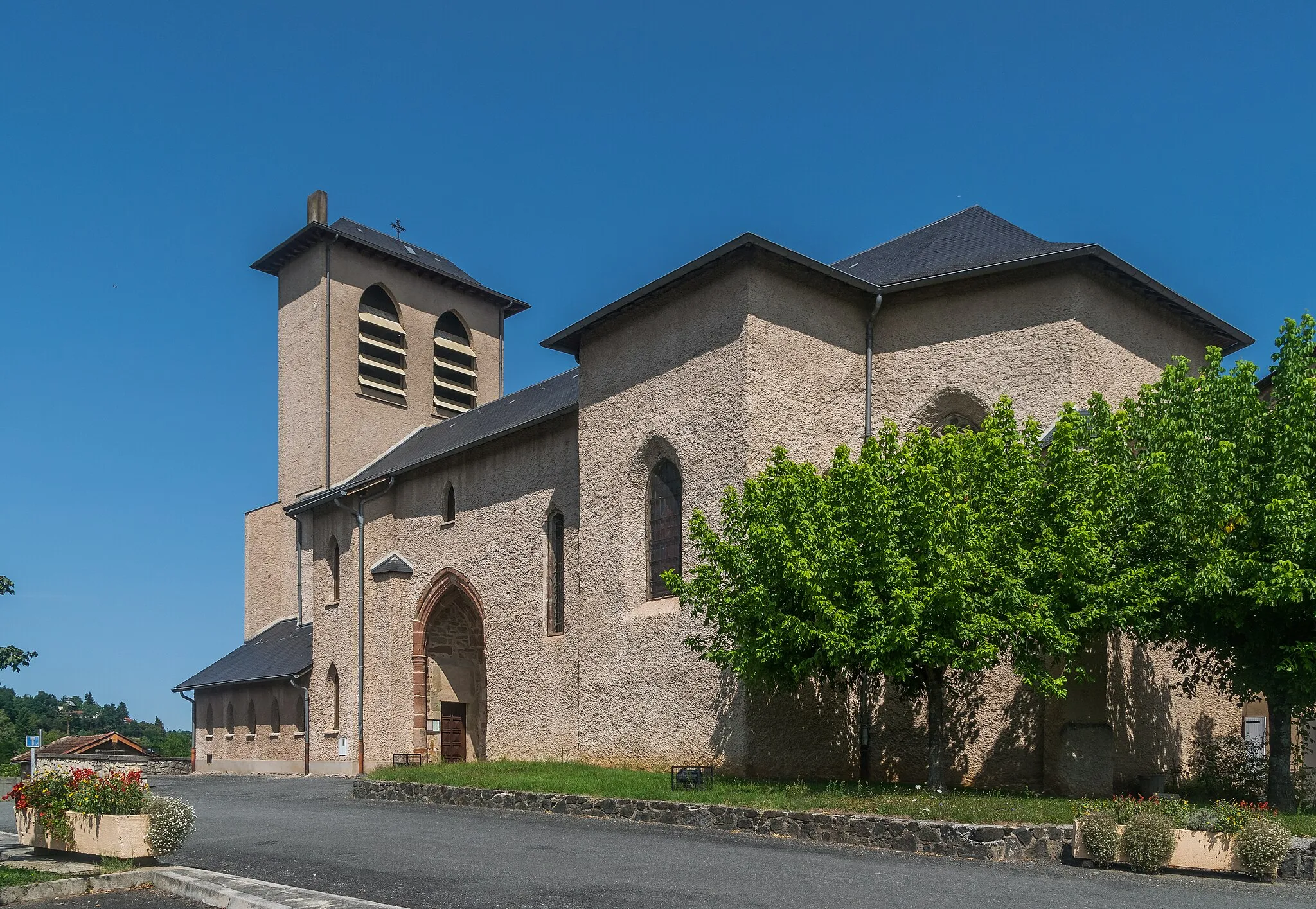Photo showing: Church in Firmi, Aveyron, France