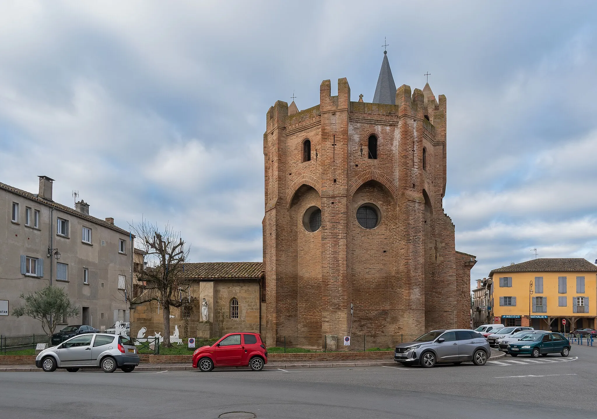 Photo showing: This building is classé au titre des monuments historiques de la France. It is indexed in the base Mérimée, a database of architectural heritage maintained by the French Ministry of Culture, under the reference PA00094354 .