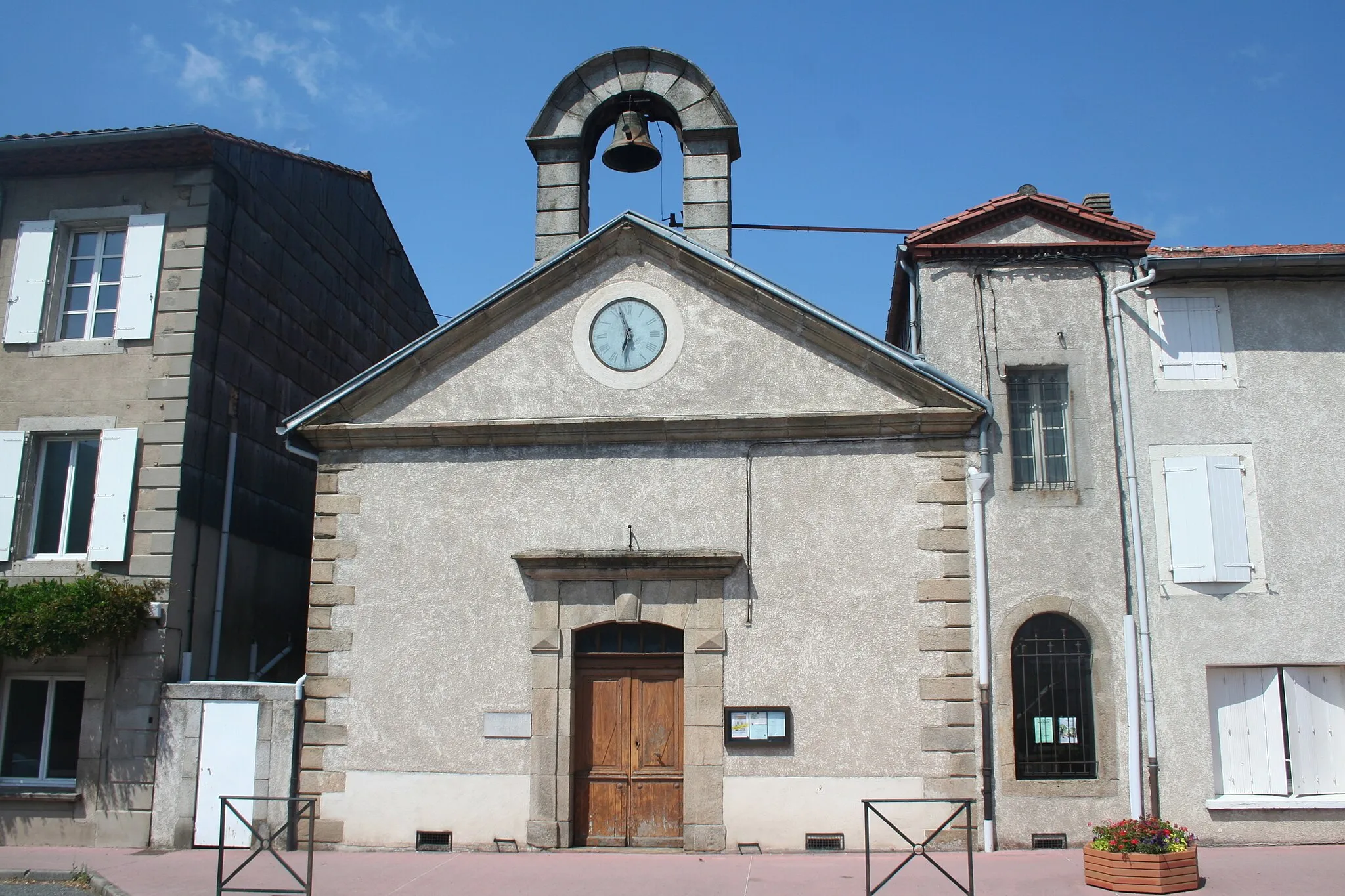 Photo showing: Labastide-Rouairoux (Tarn) - temple.