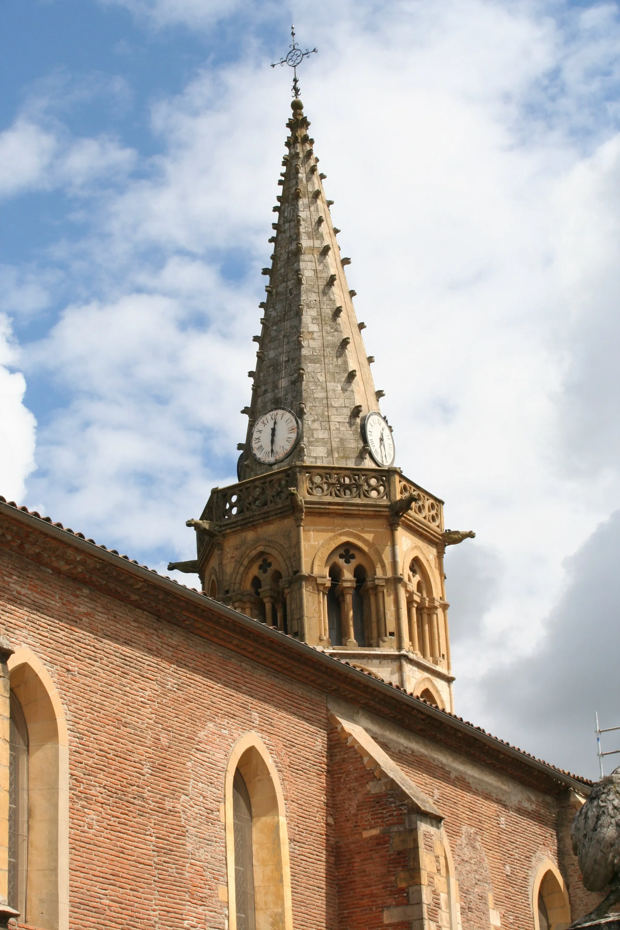 Photo showing: This building is indexed in the base Mérimée, a database of architectural heritage maintained by the French Ministry of Culture, under the reference PA00094377 .