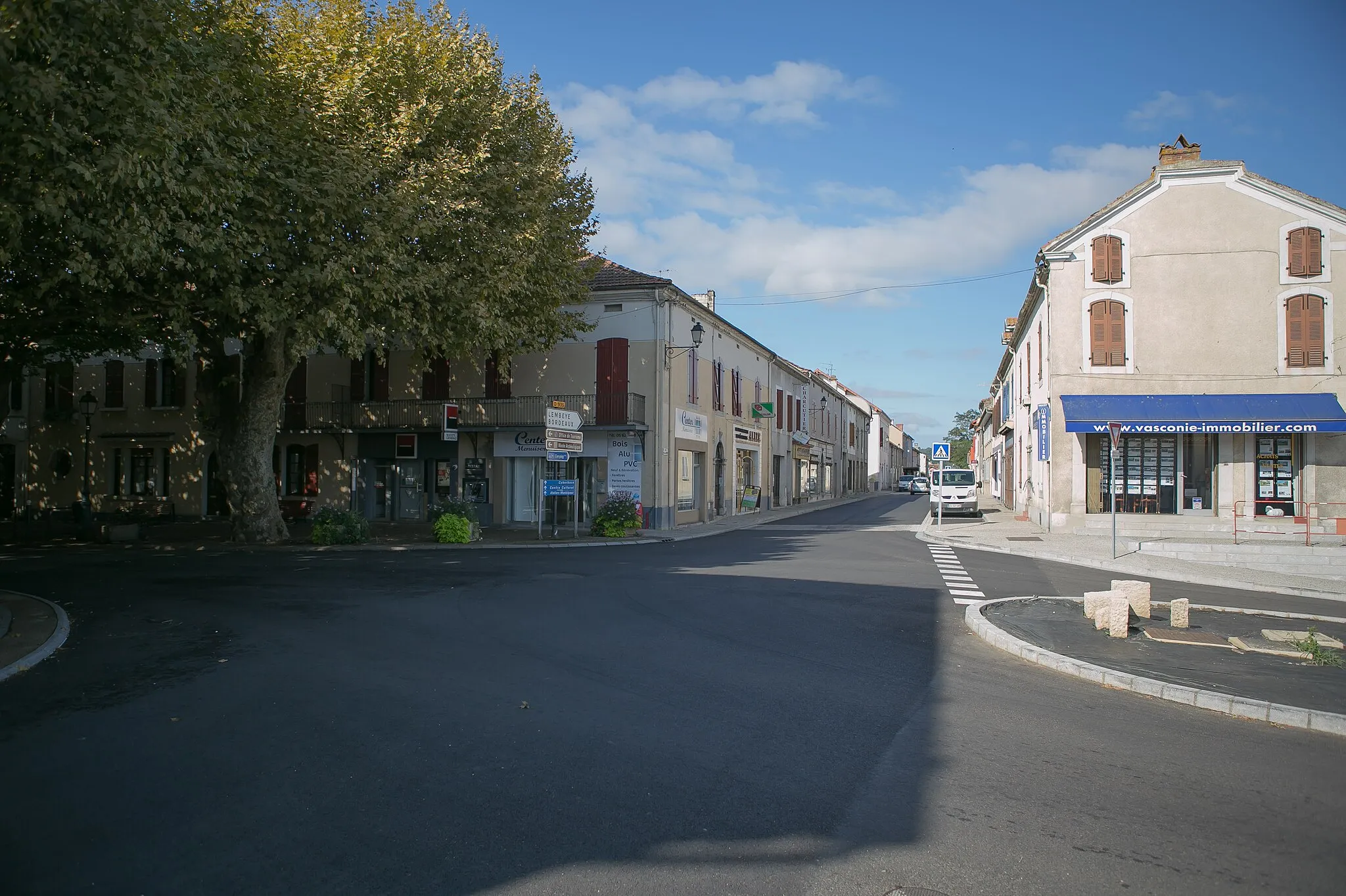 Photo showing: Rue du Maréchal-Joffre à Maubourguet / Hautes-Pyrénnées, France