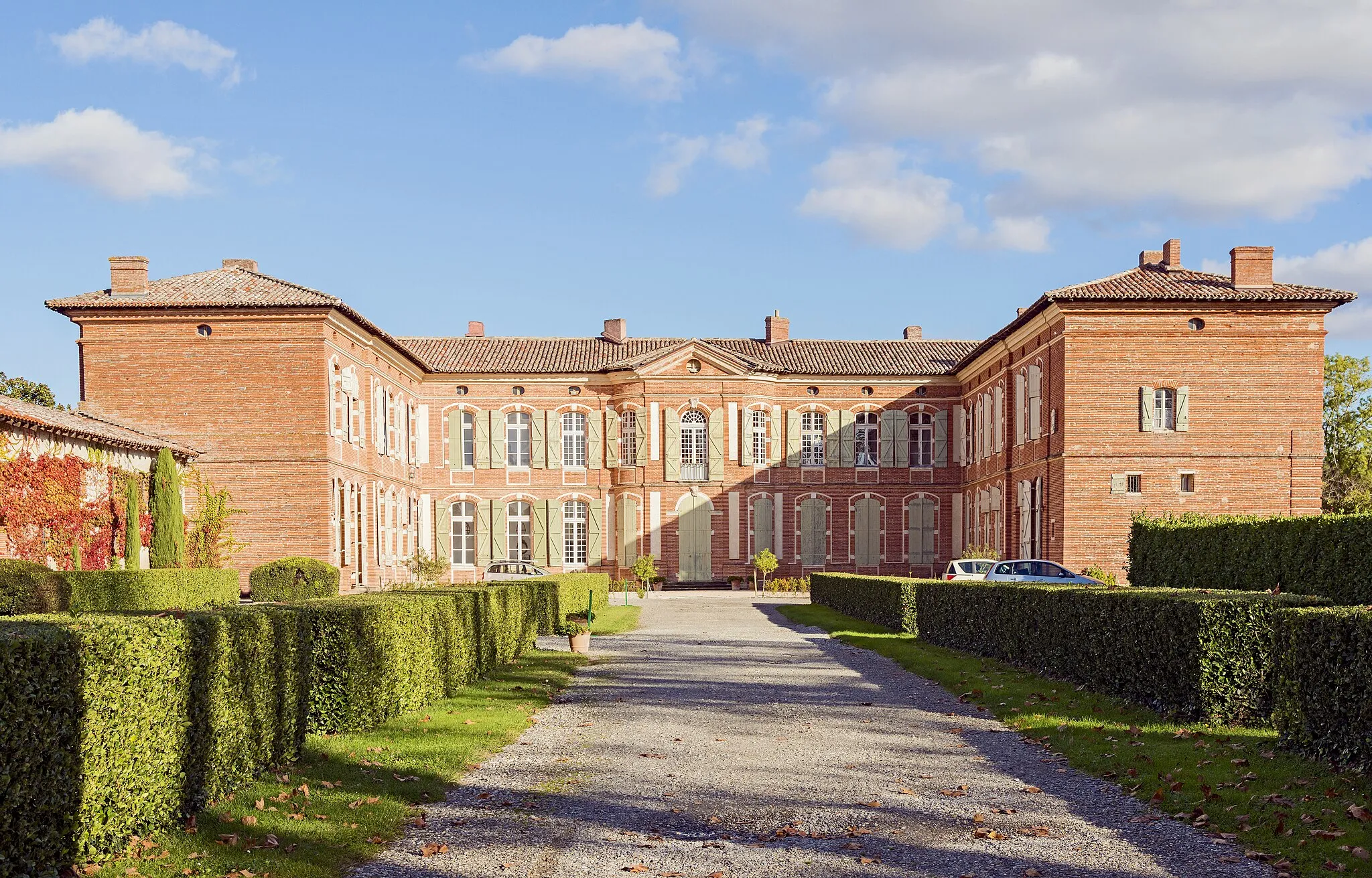 Photo showing: This building is classé au titre des monuments historiques de la France. It is indexed in the base Mérimée, a database of architectural heritage maintained by the French Ministry of Culture, under the reference PA00094383 .