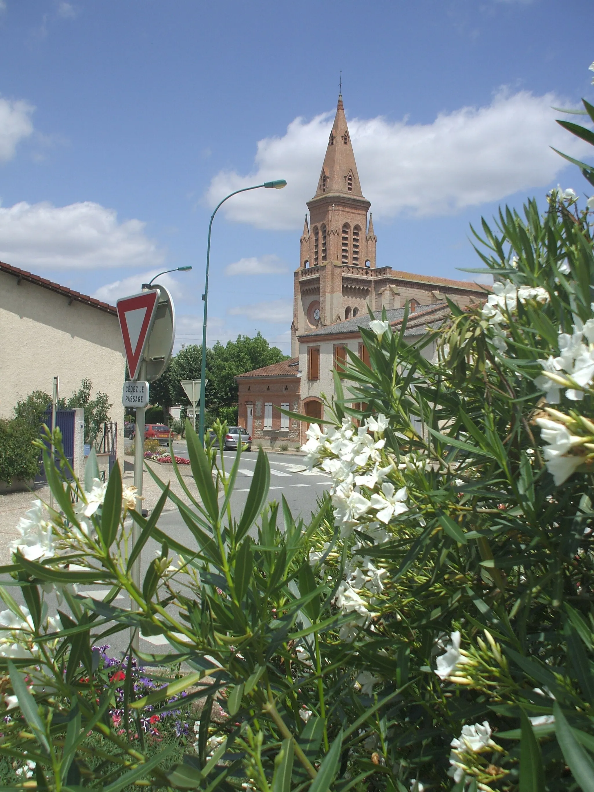 Photo showing: Grépiac (Haute-Garonne, France) - Église Saint-Martin.