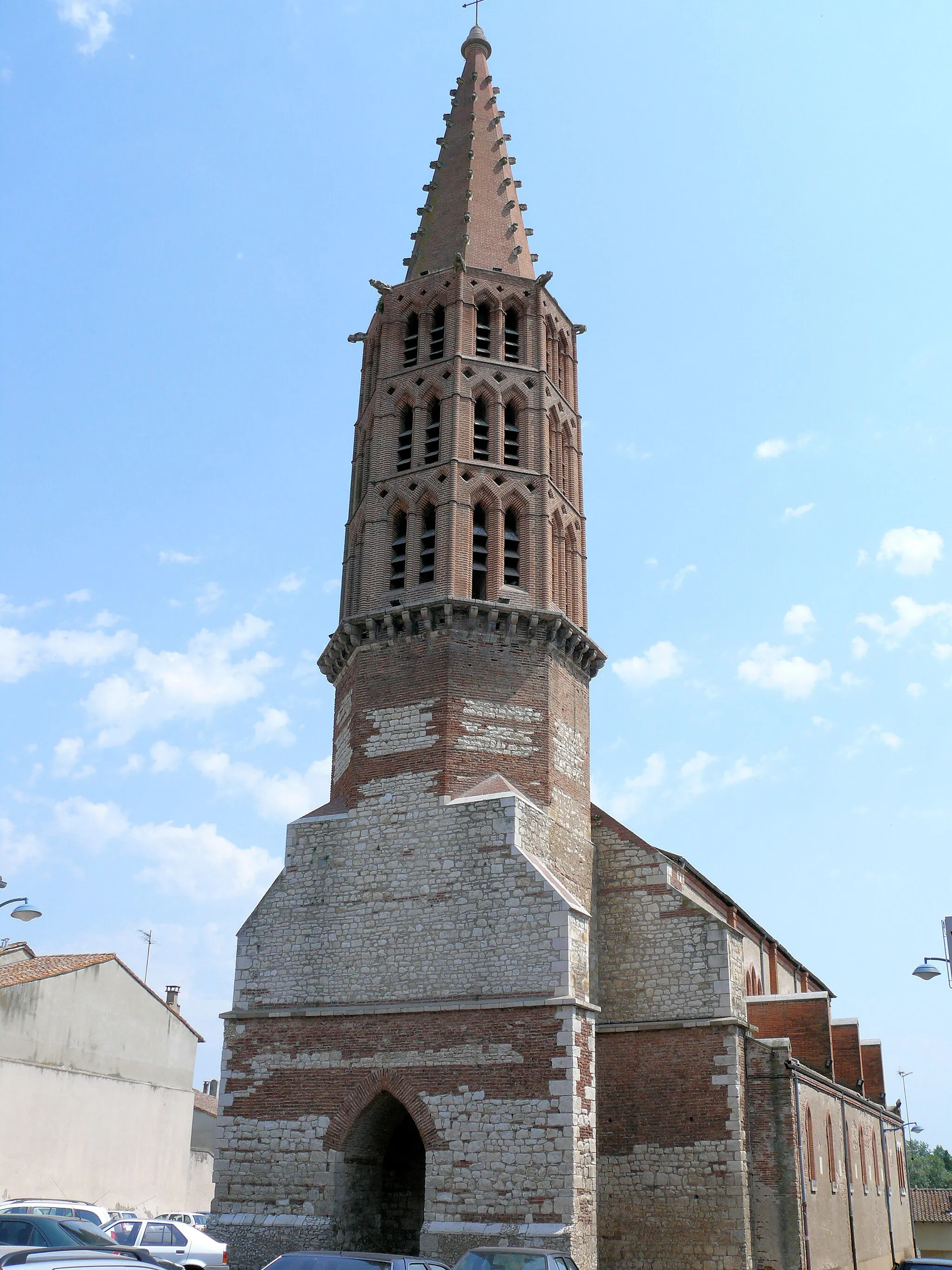Photo showing: Nègrepelisse - Eglise Saint-Pierre-aux-Liens - Clocher