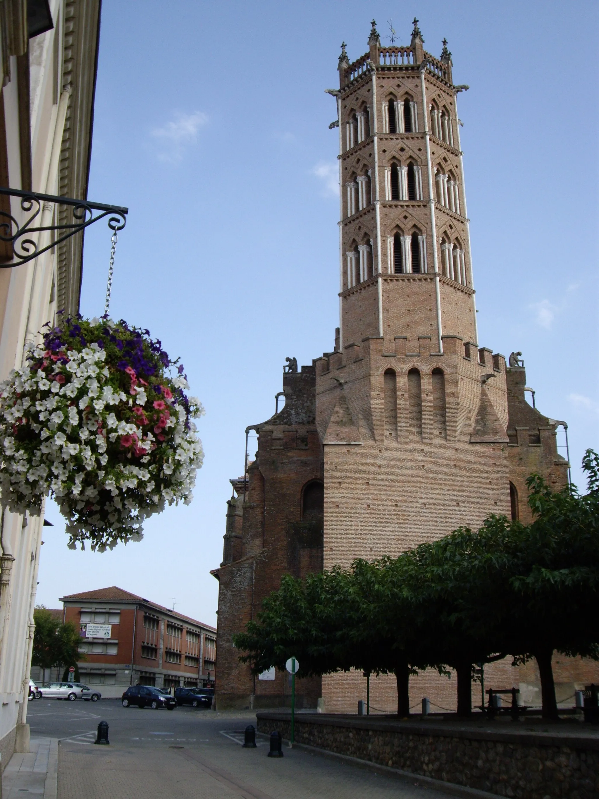 Photo showing: Cathédrale Saint-Antonin de Pamiers (Ariège, France).