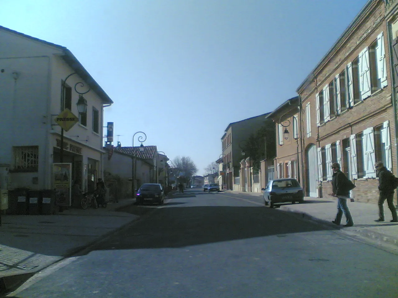 Photo showing: Frouzins (Haute-Garonne, France) : Rue de la République.