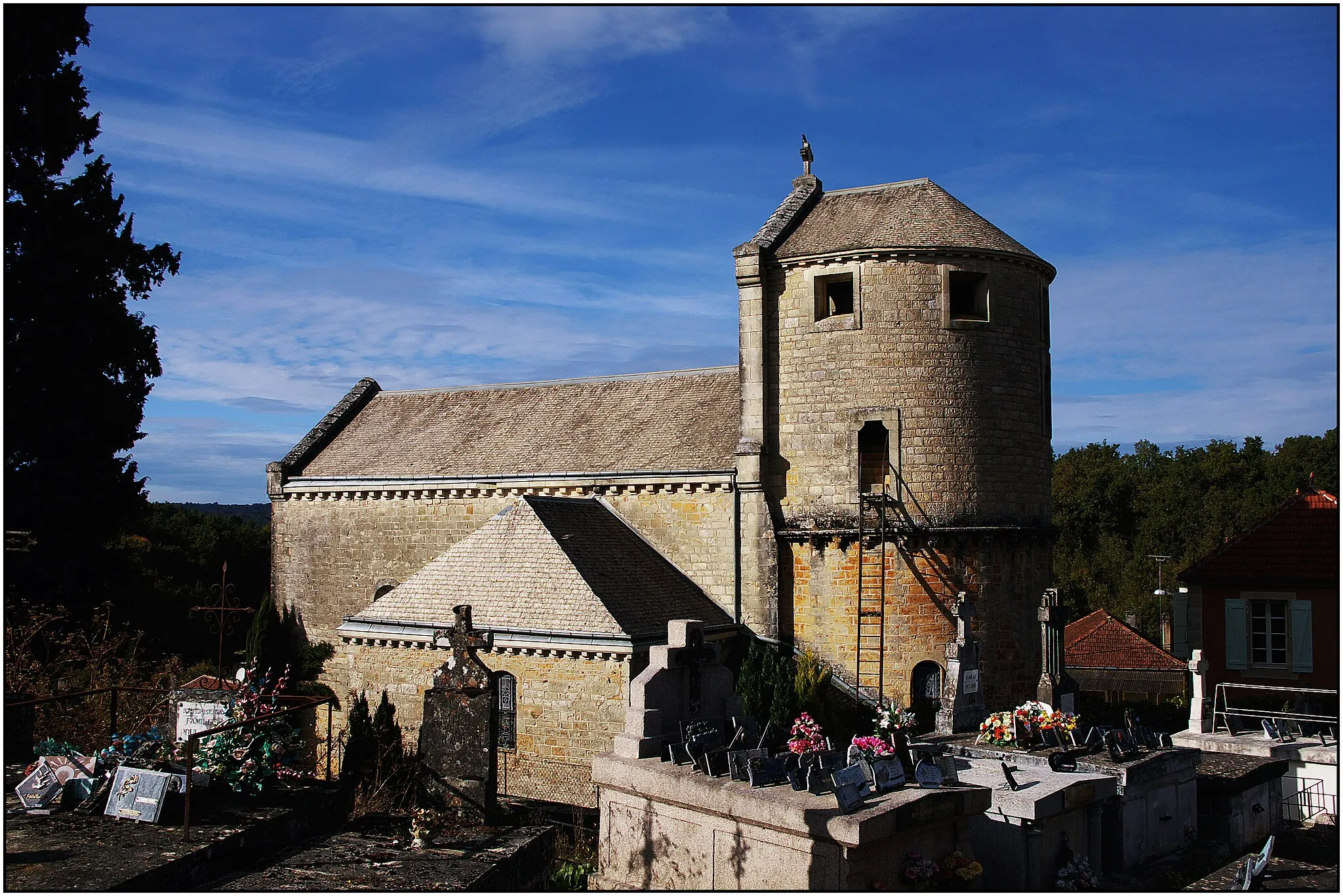 Photo showing: Église Saint-Julien-de-Brioude de Cassagnes
