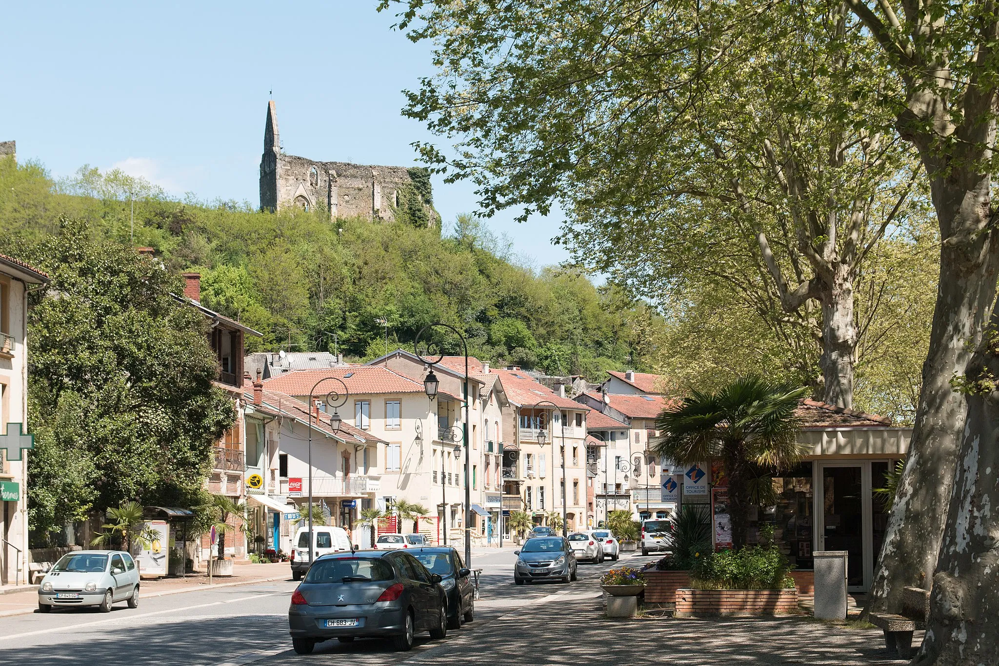 Photo showing: The church Our Lady, seen from the boulevard  Jean Jaurès.