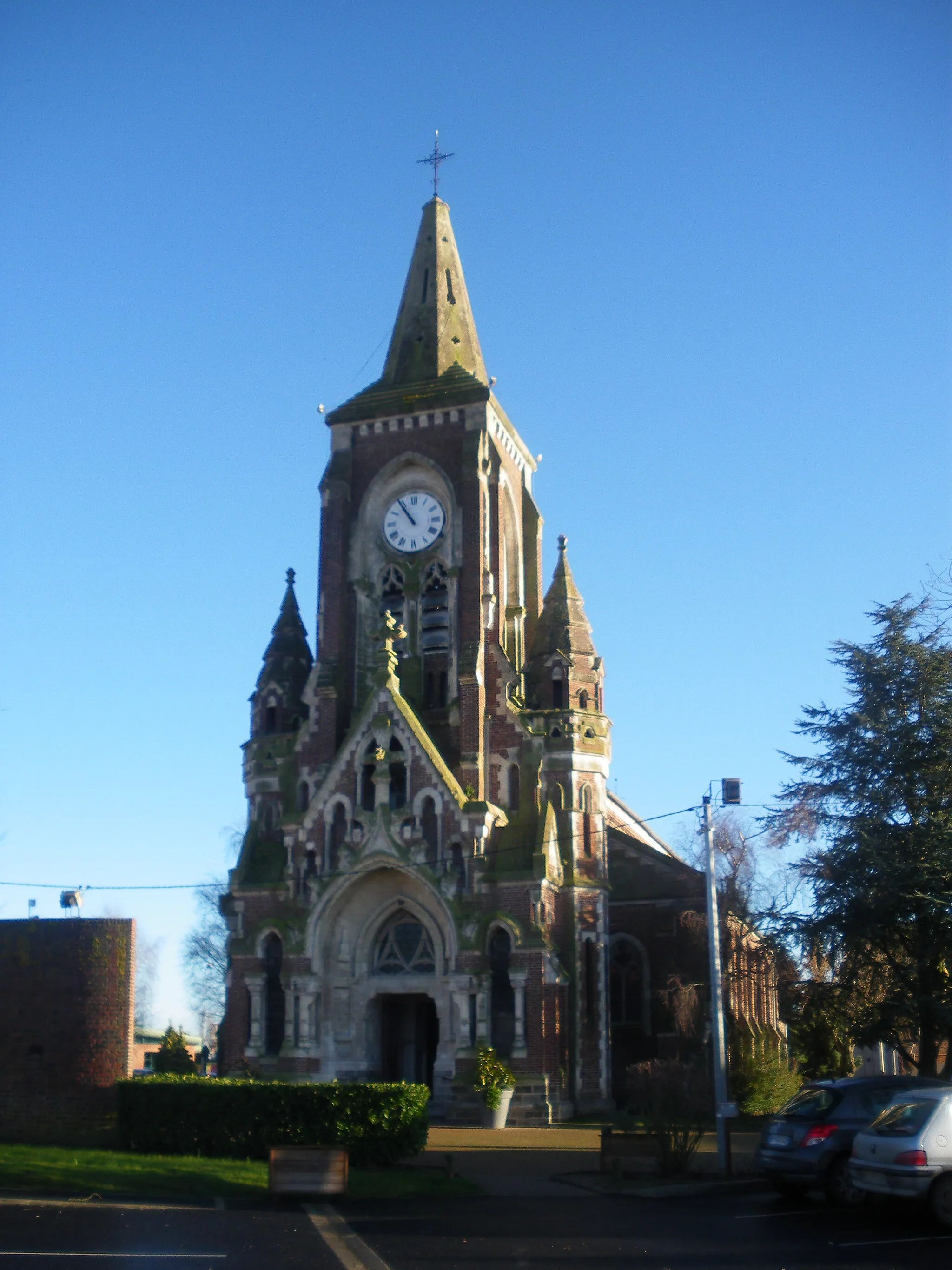 Photo showing: Vue de l'église d'Annezin.