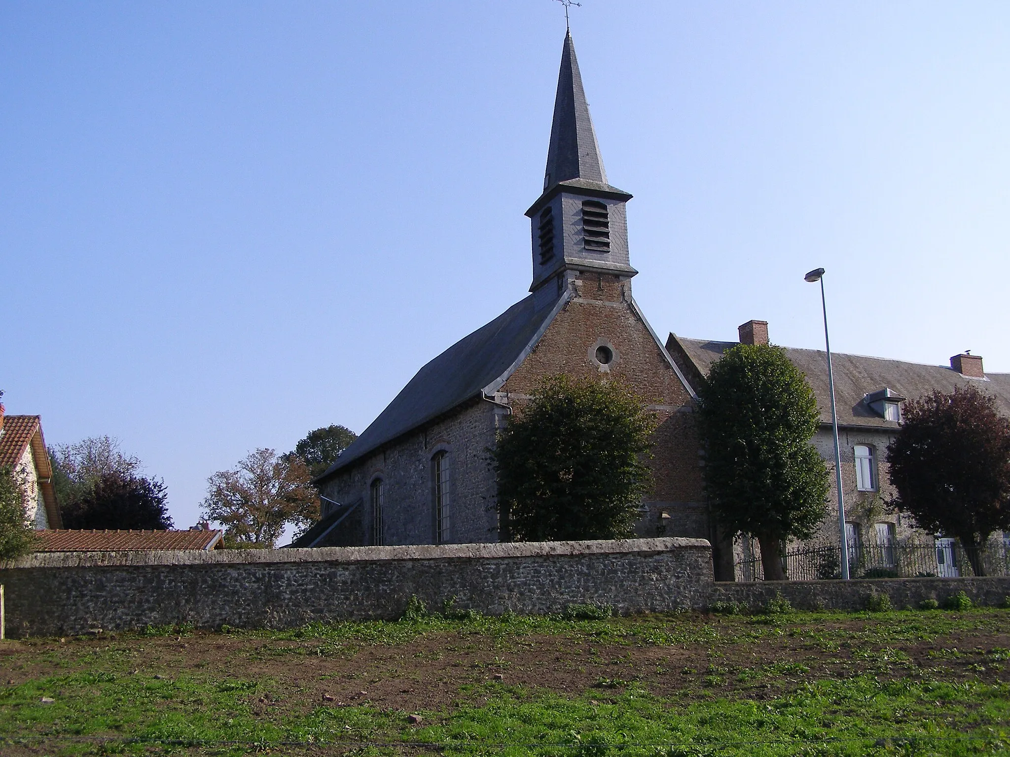 Photo showing: L'église d'Aymeries.