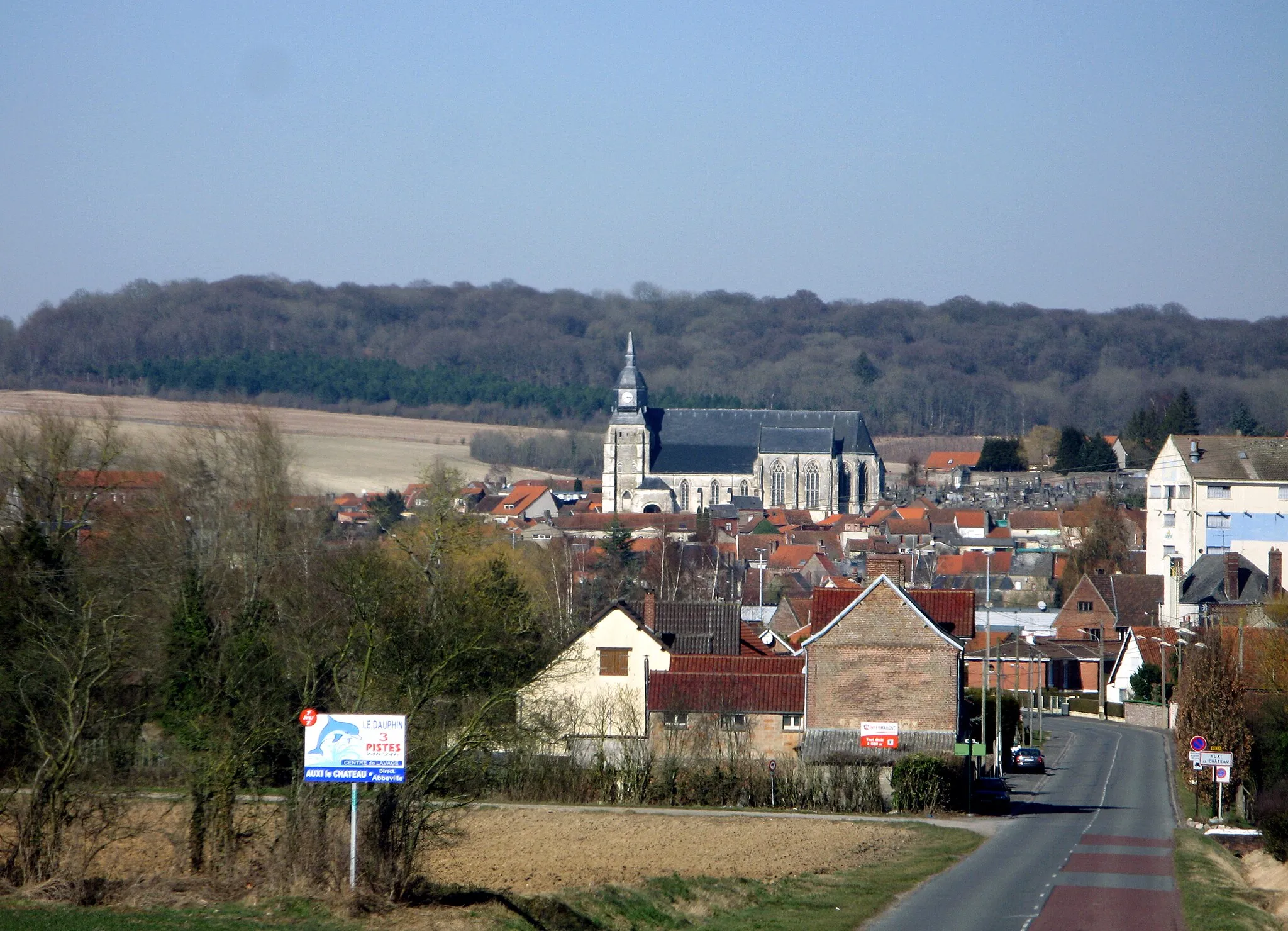 Photo showing: Auxi-le-Château (Pas-de-Calais, France) -
Panorama sur la ville.
.