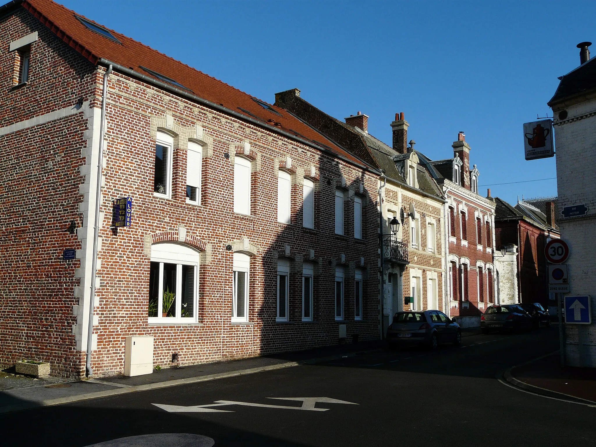 Photo showing: Maisons à Avesnes-les-Aubert