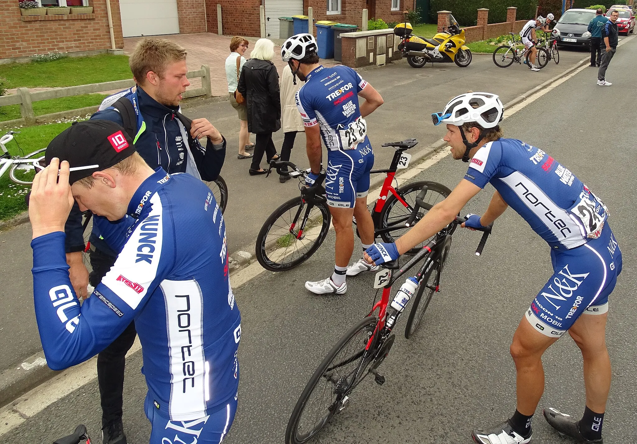 Photo showing: Reportage réalisé le samedi 23 mai 2015 à l'occasion de l'arrivée de la deuxième étape du Paris-Arras Tour 2015 à Beaurains, Pas-de-Calais, Nord-Pas-de-Calais, France.