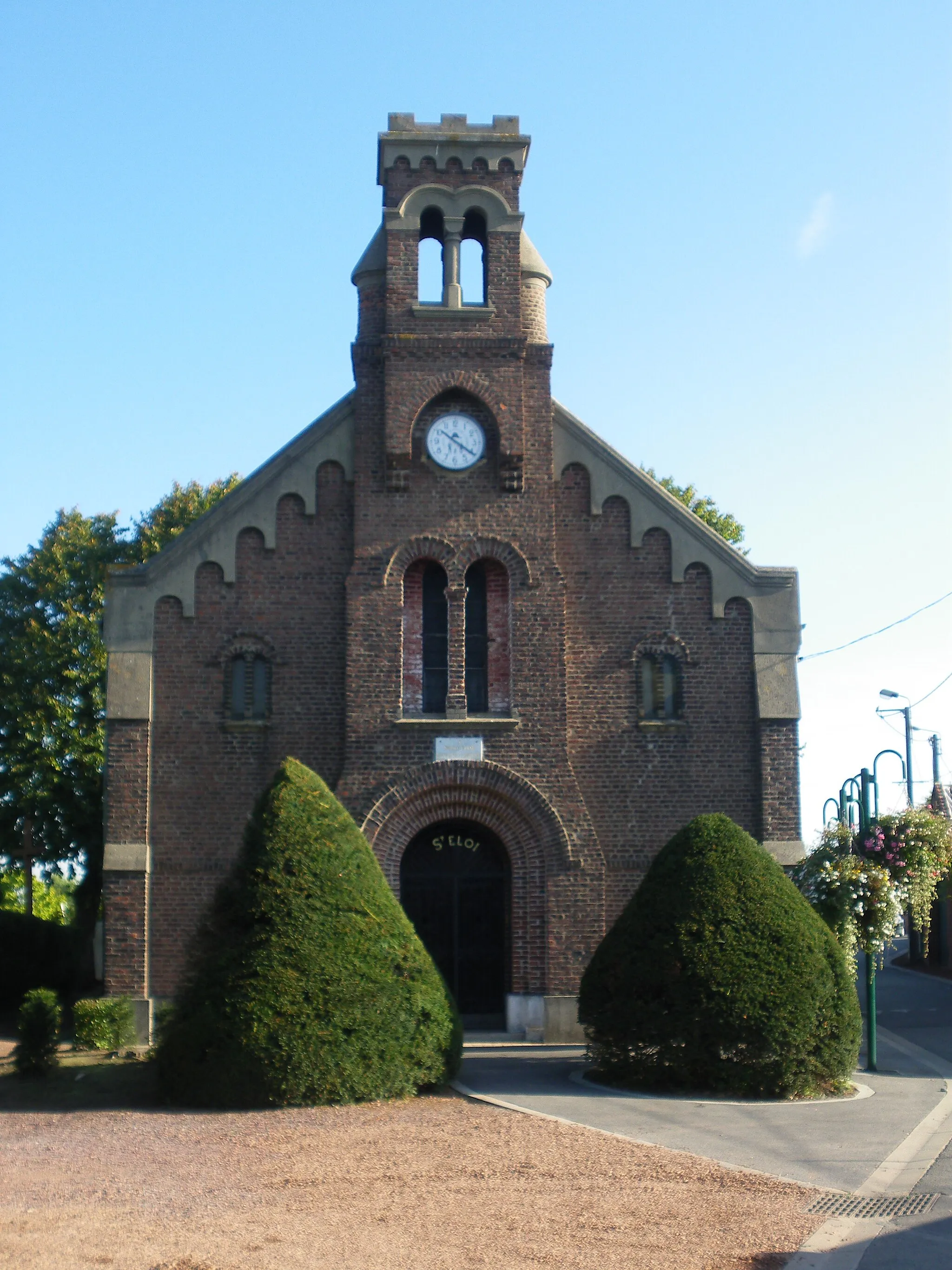 Photo showing: La Chapelle Saint-Eloi de Beuvry, située dans le parc du Quinty, lieu de la fondation de la confrérie des Charitables de Saint-Eloi.